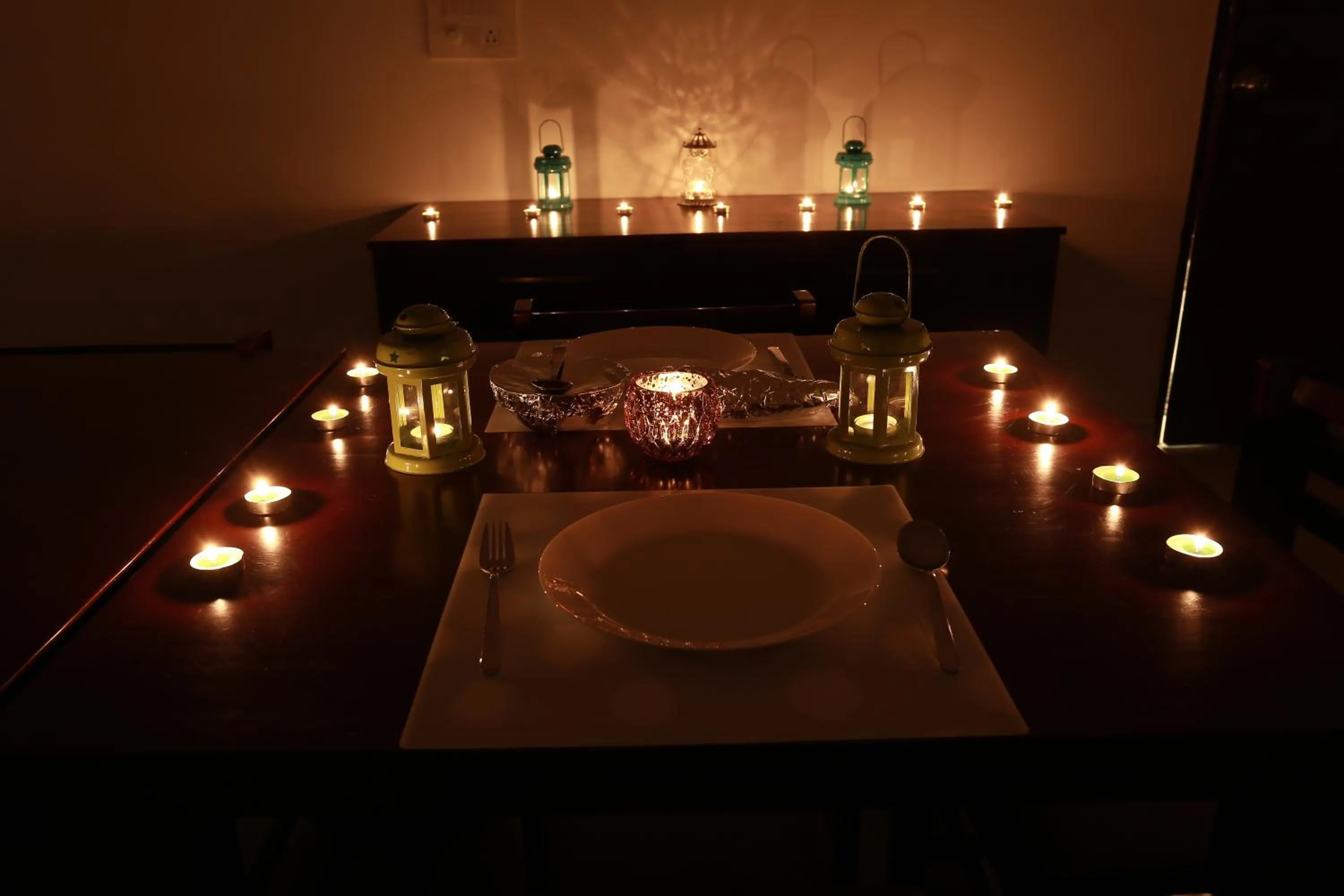 Meals in Crayons Guest House Munnar