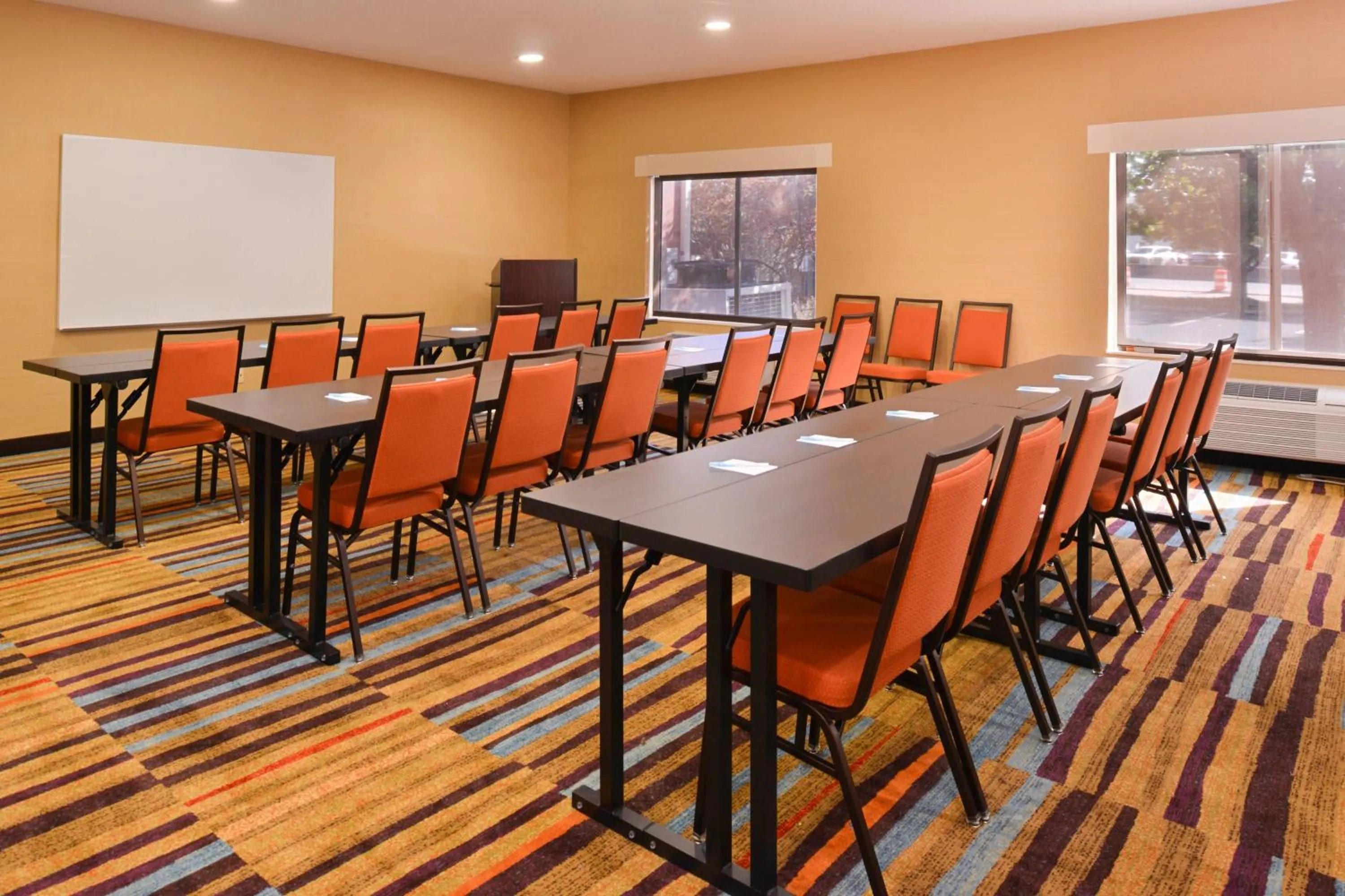 Meeting/conference room in Fairfield Inn & Suites Louisville North