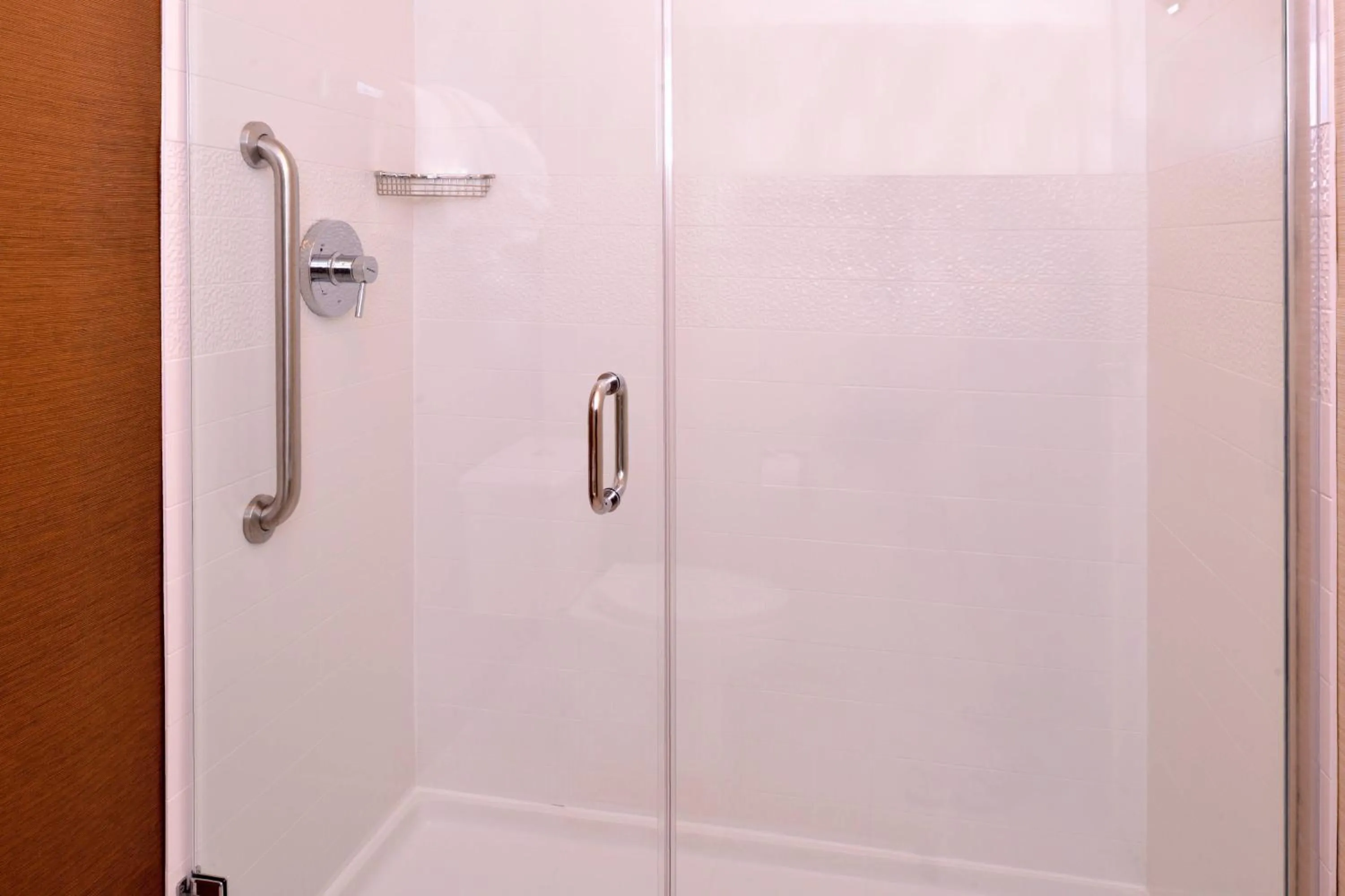 Bathroom in Fairfield Inn & Suites Louisville North