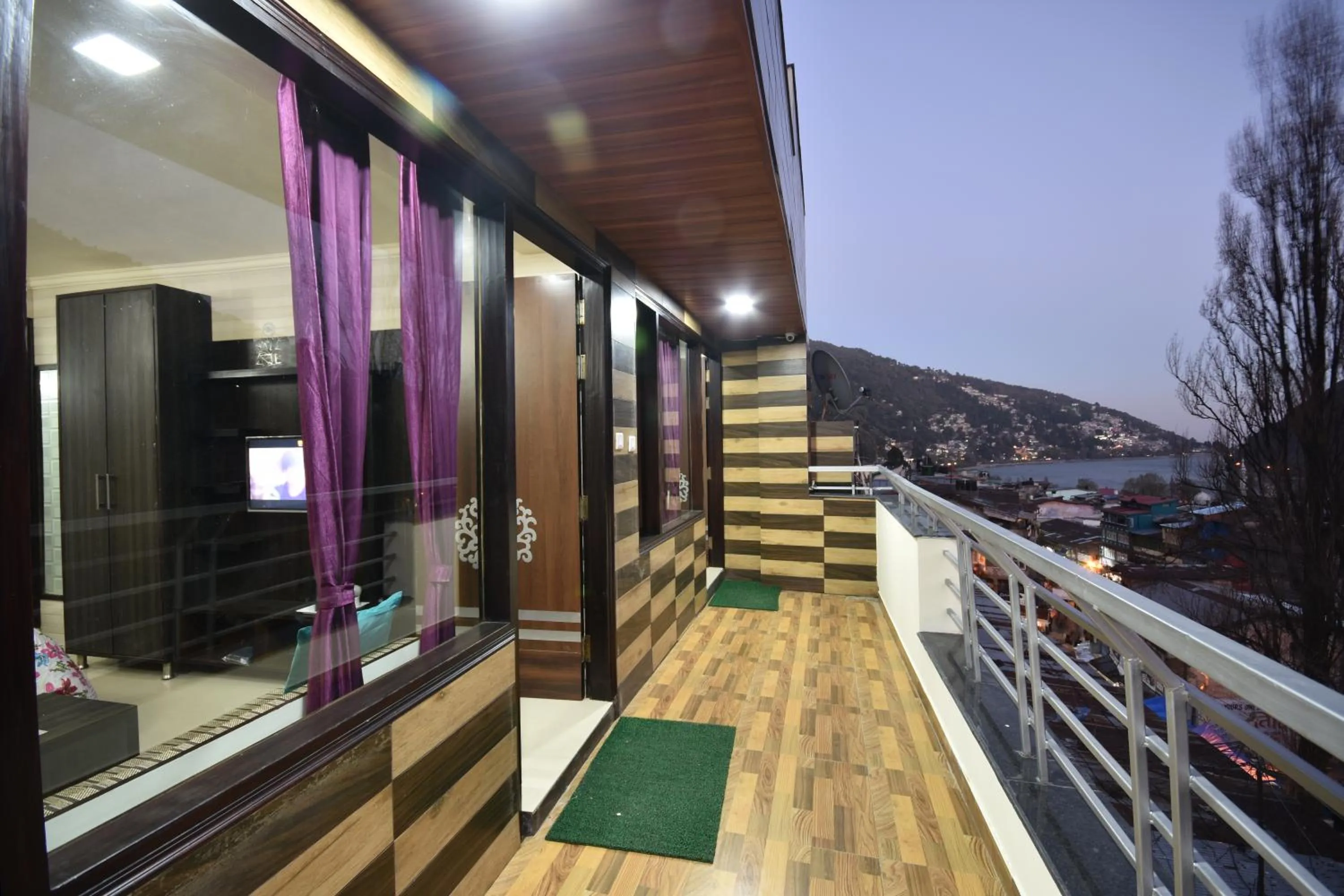 Balcony/Terrace in Cloud 7