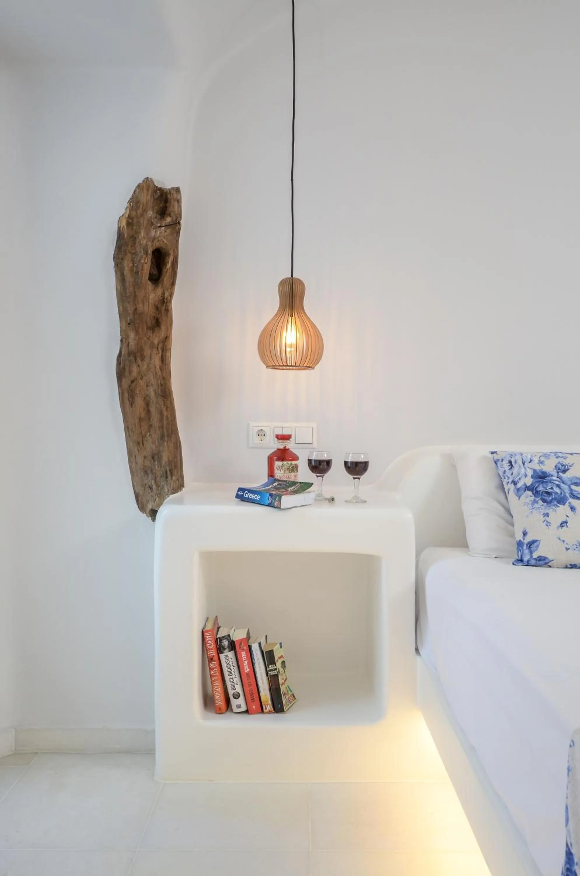 Bed in Naxian Queen Luxury Villas & Suites