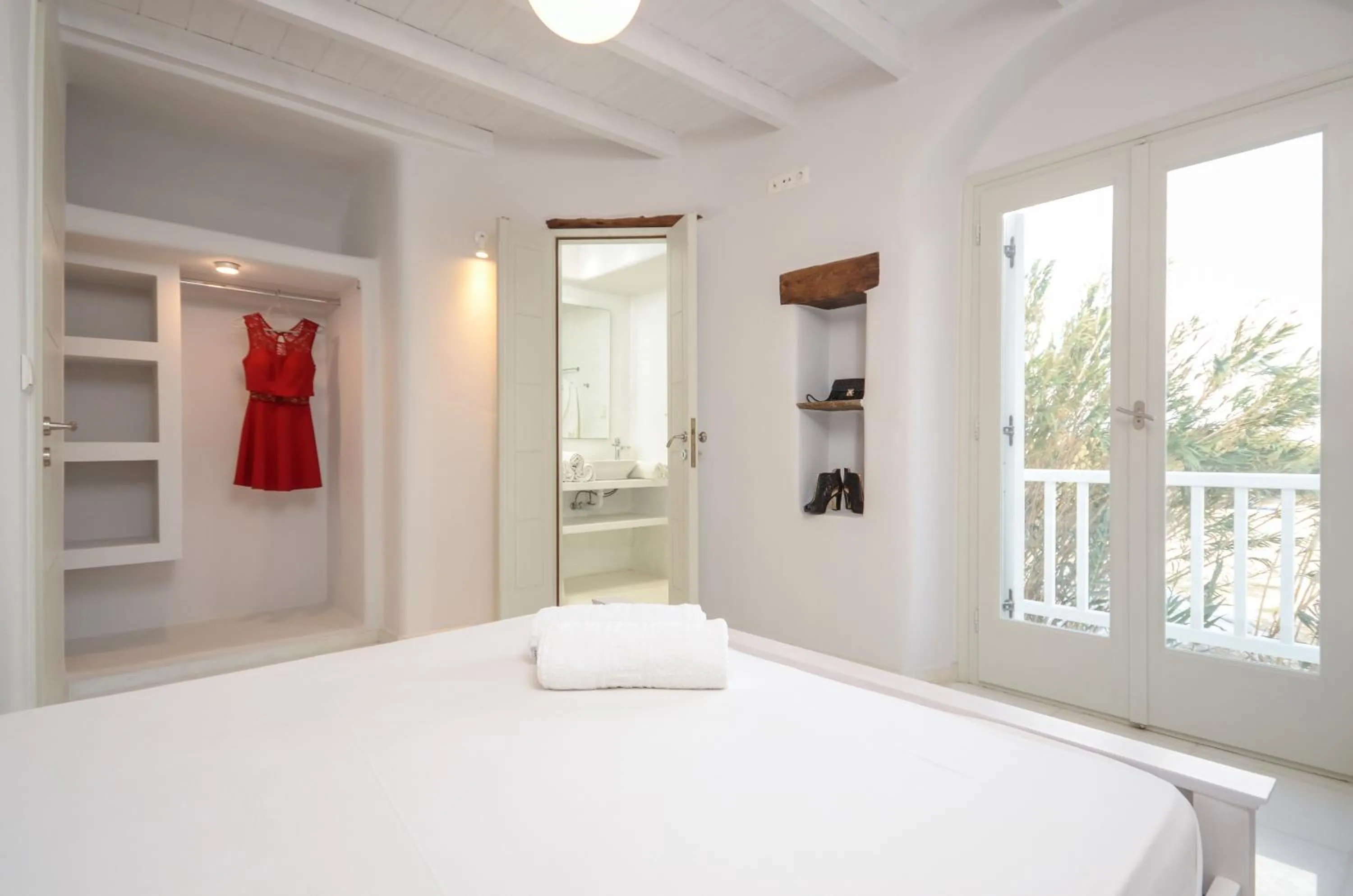 Bedroom, Bed in Naxian Queen Luxury Villas & Suites