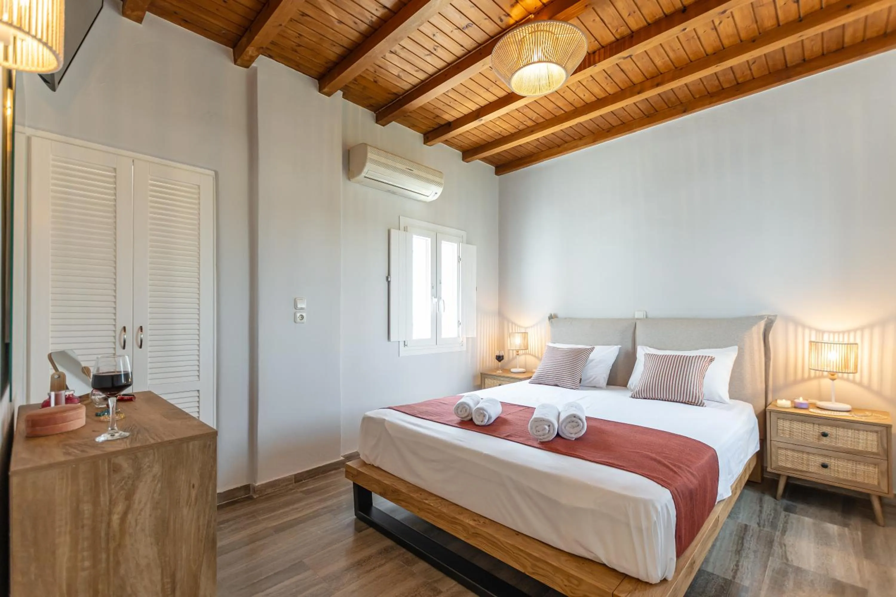 Bedroom, Bed in Naxian Queen Luxury Villas & Suites