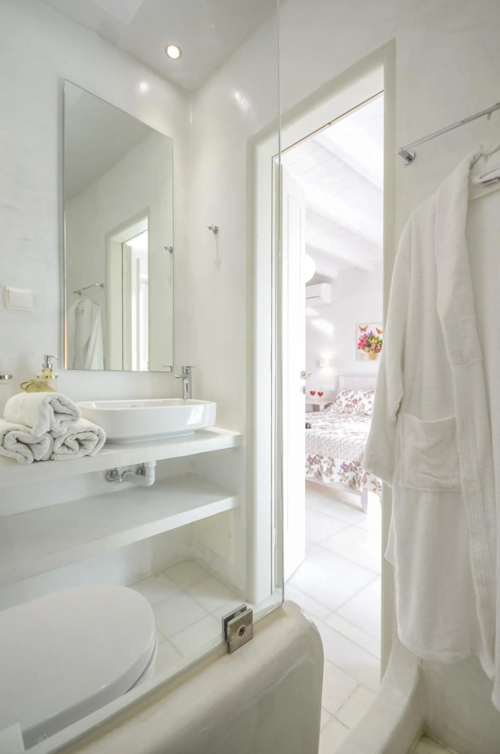 Bathroom in Naxian Queen Luxury Villas & Suites