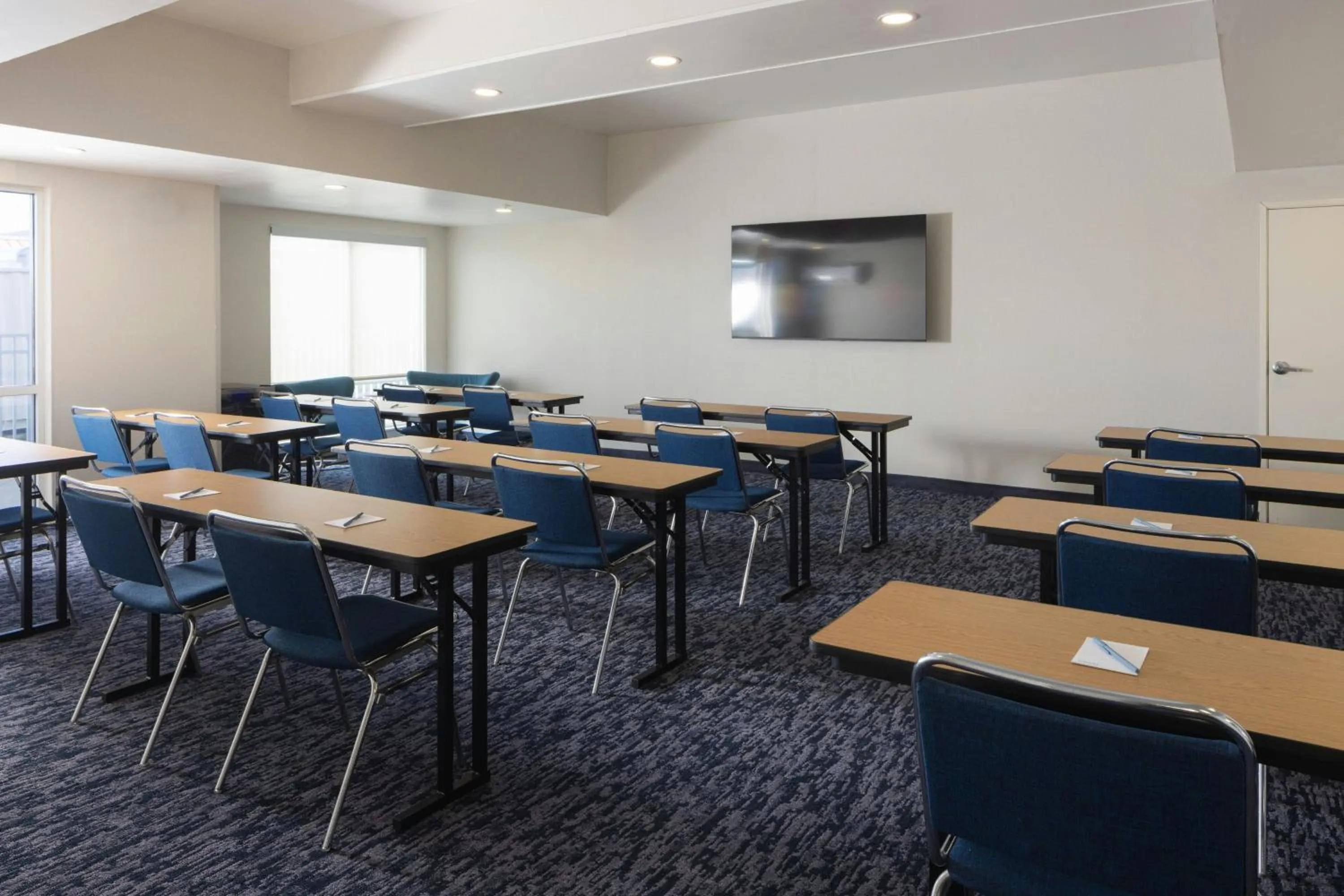 Meeting/conference room in Fairfield Inn and Suites by Marriott Fort Wayne
