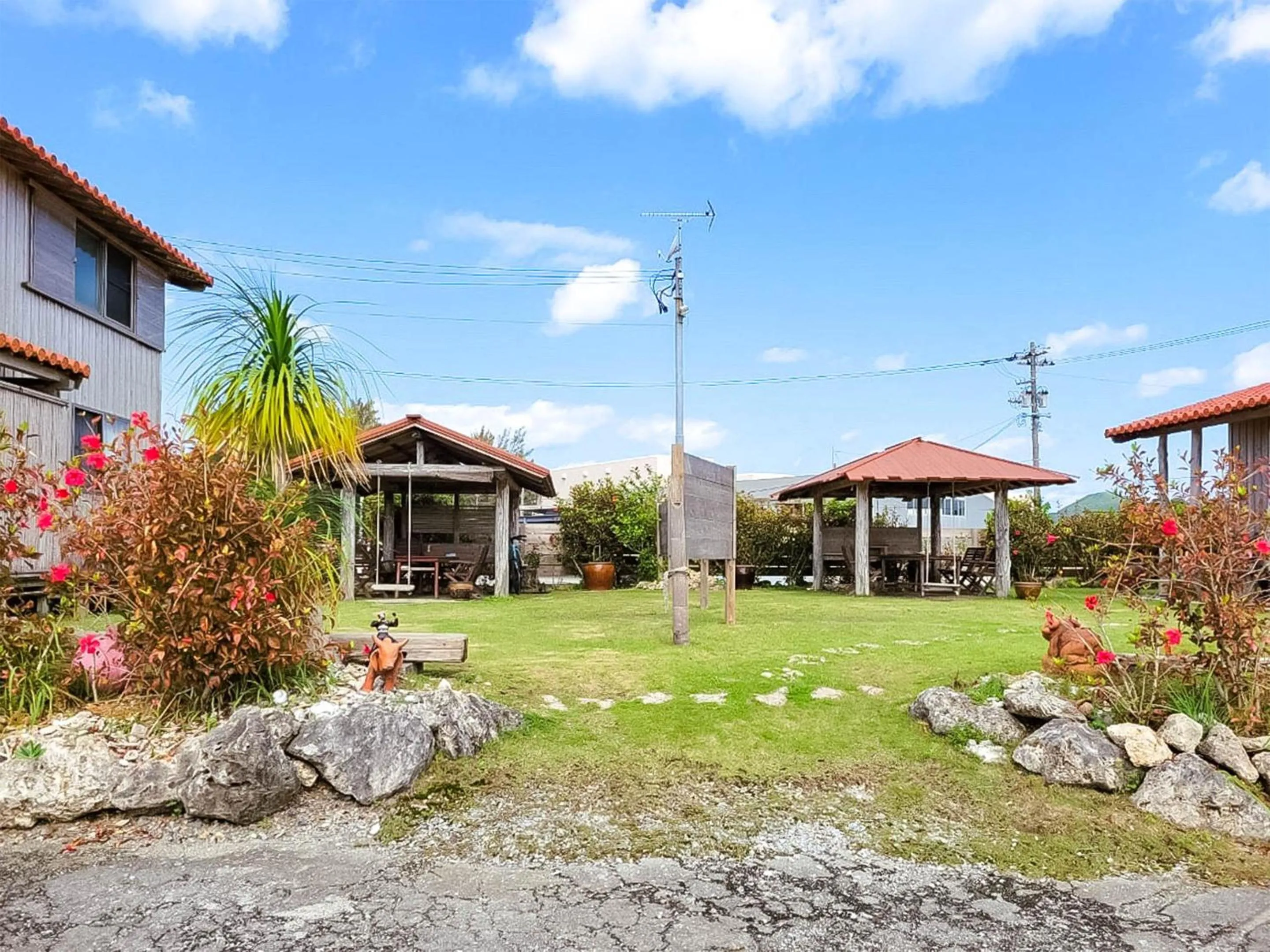 Property building in Pension Snadun