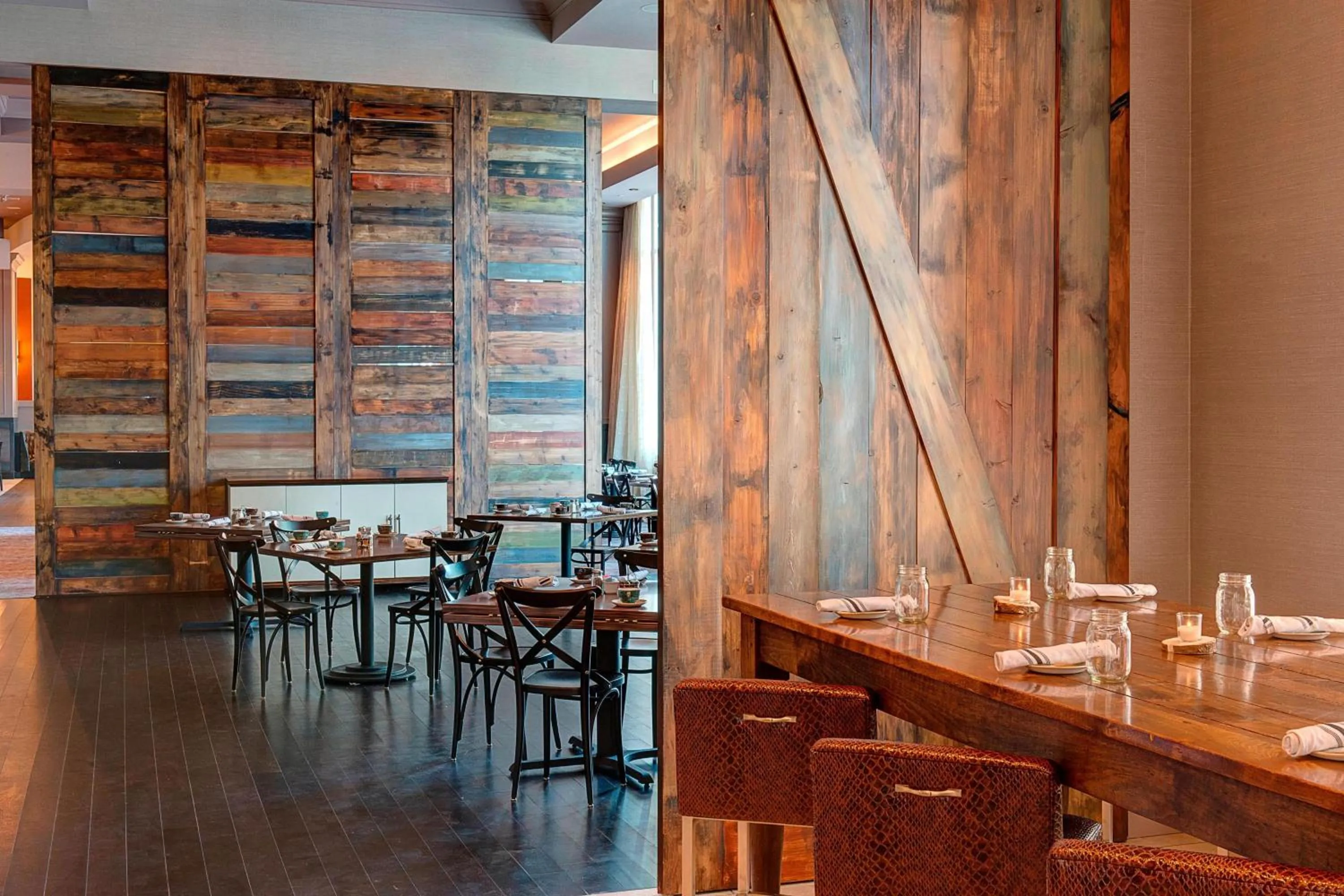 Lounge or bar in Raleigh Marriott City Center