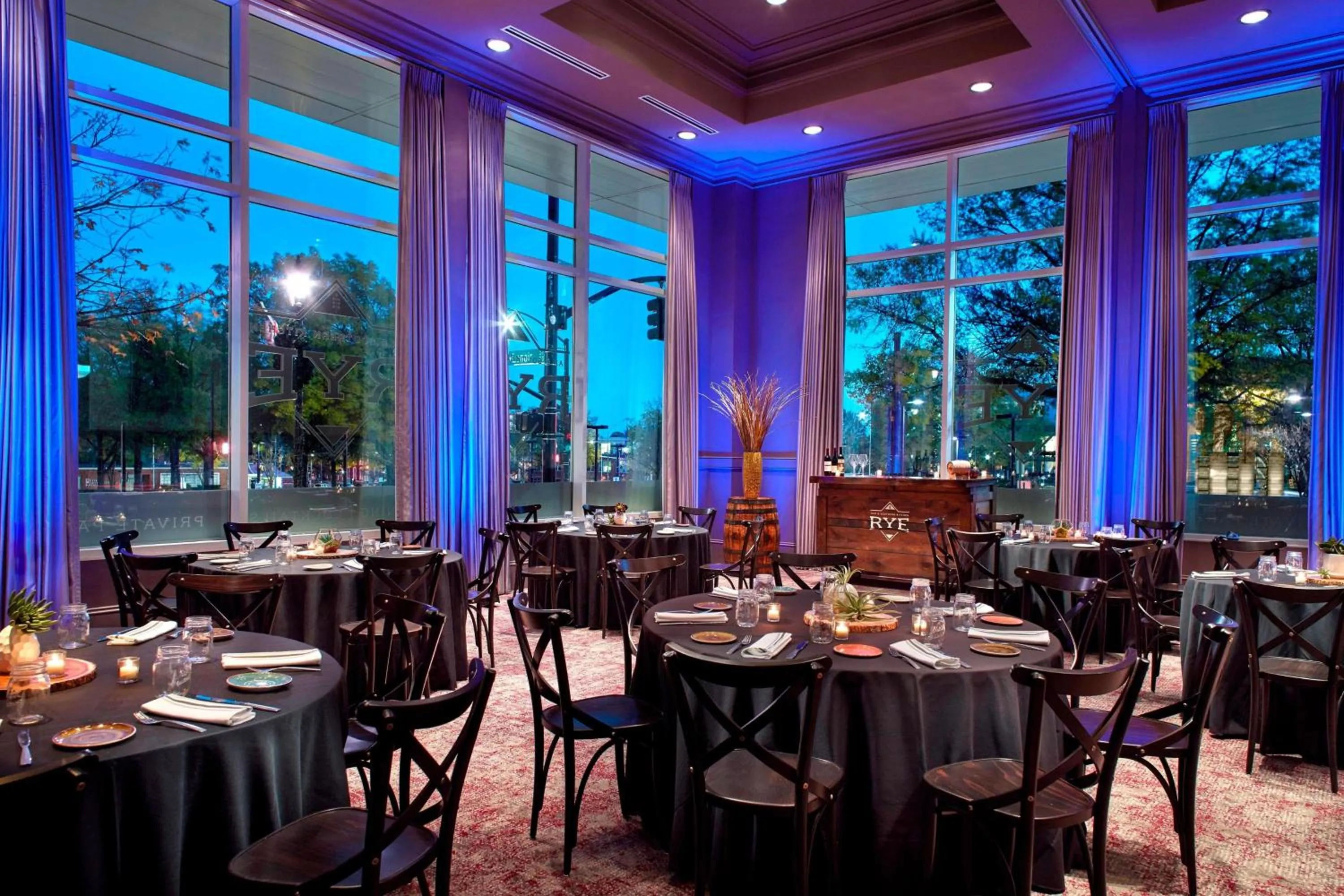 Lounge or bar in Raleigh Marriott City Center