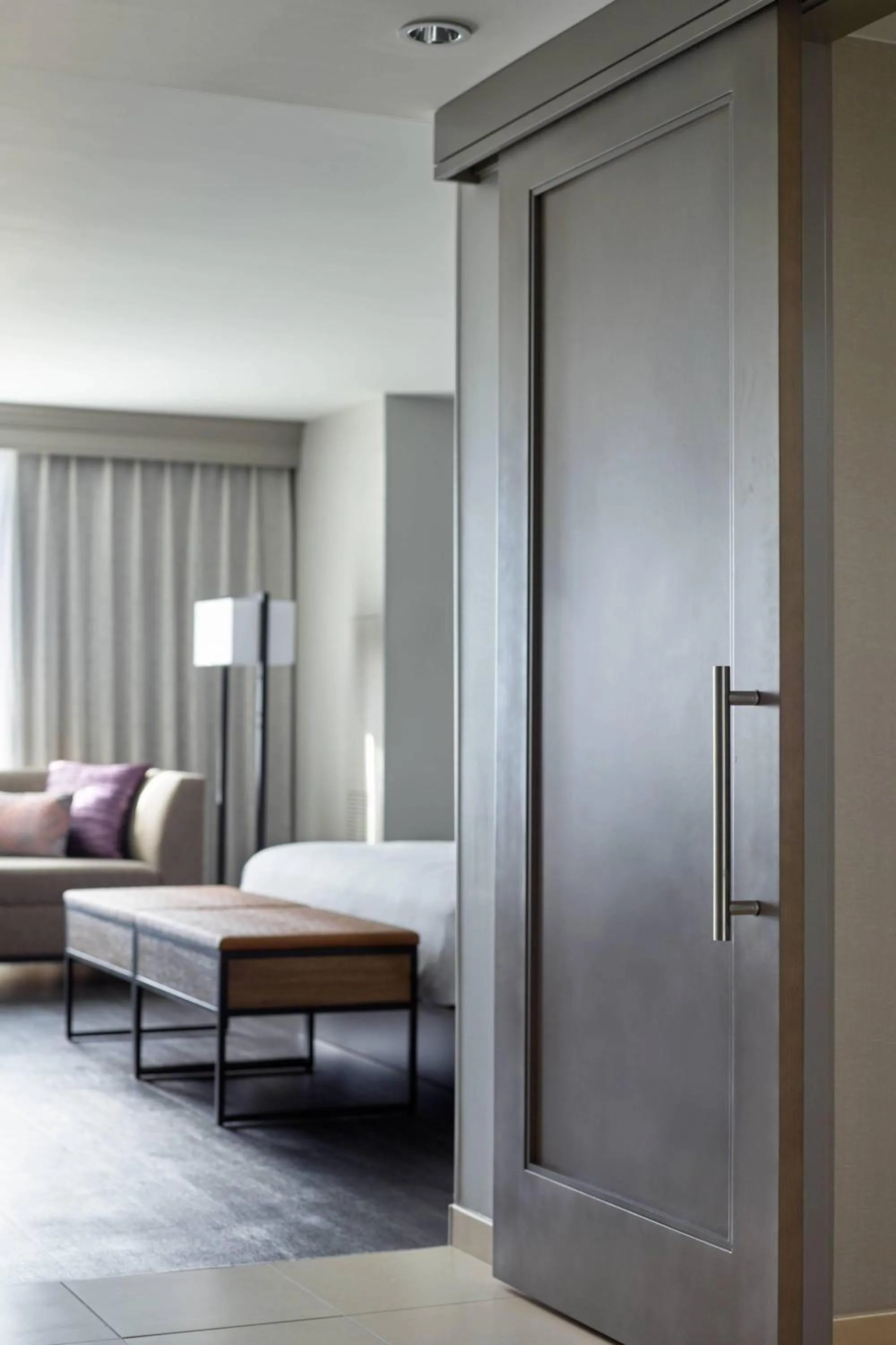 Bathroom, Bed in Raleigh Marriott City Center
