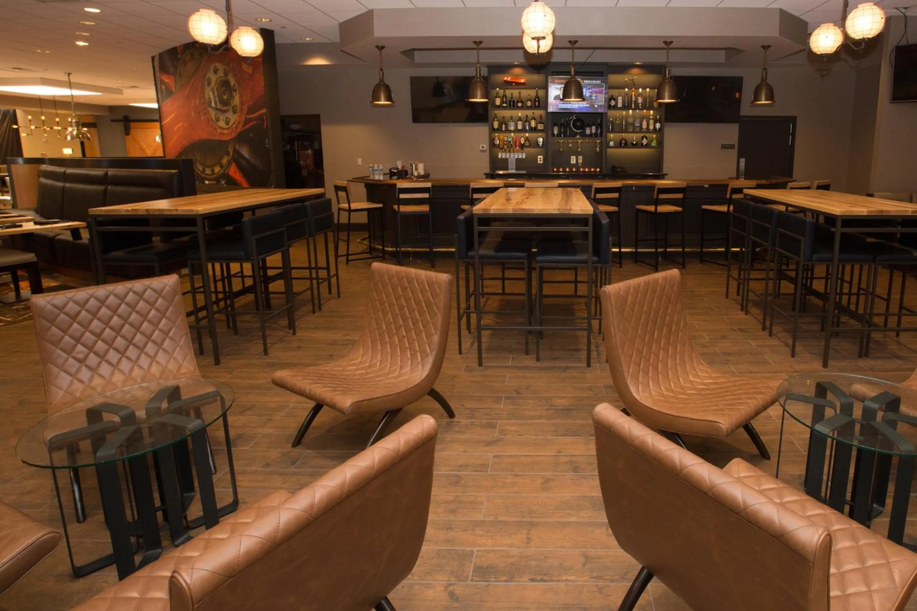 Lounge or bar in Holiday Inn Dayton/Fairborn I-675, an IHG Hotel