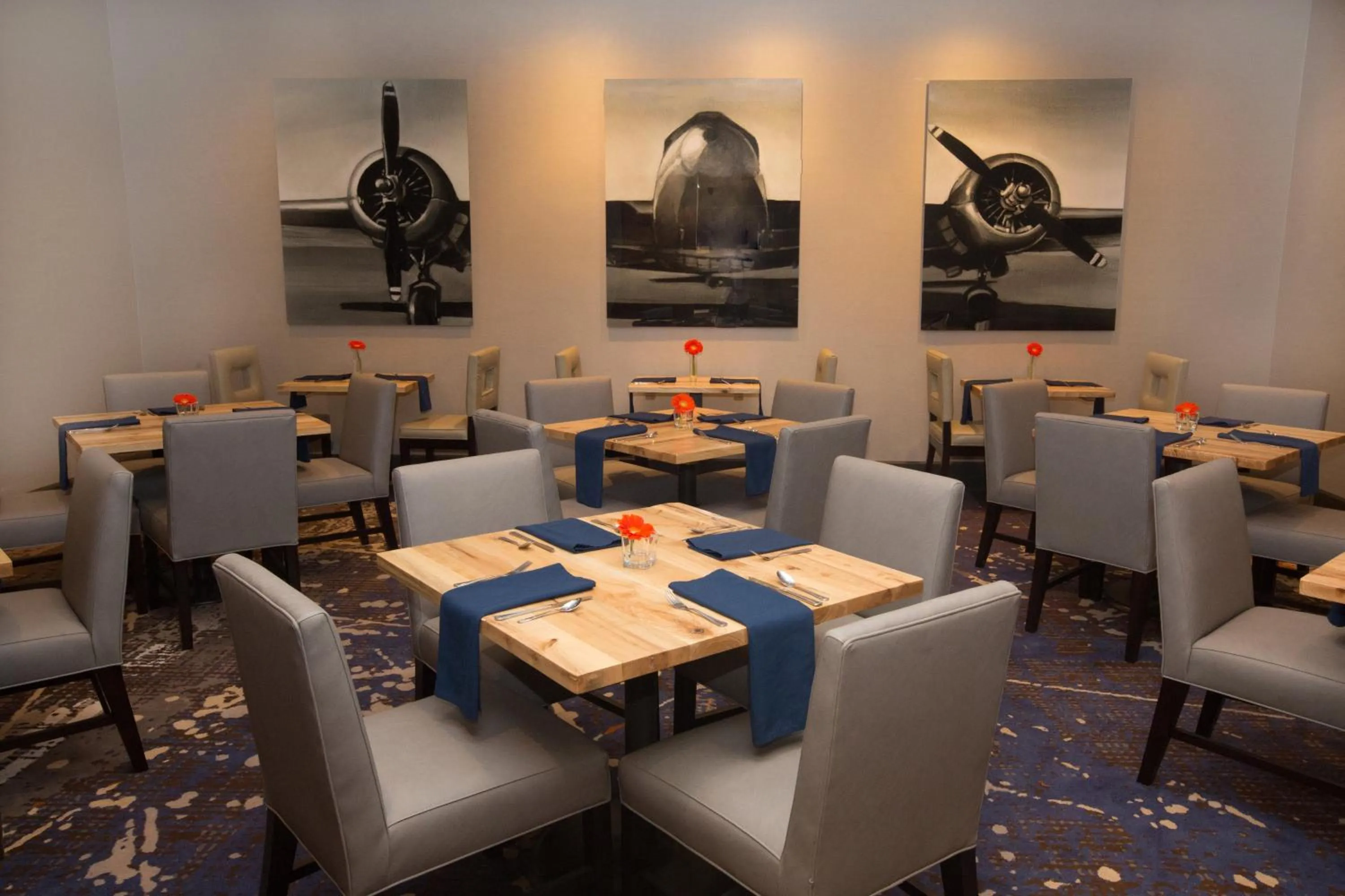 Restaurant/places to eat in Holiday Inn Dayton/Fairborn I-675, an IHG Hotel