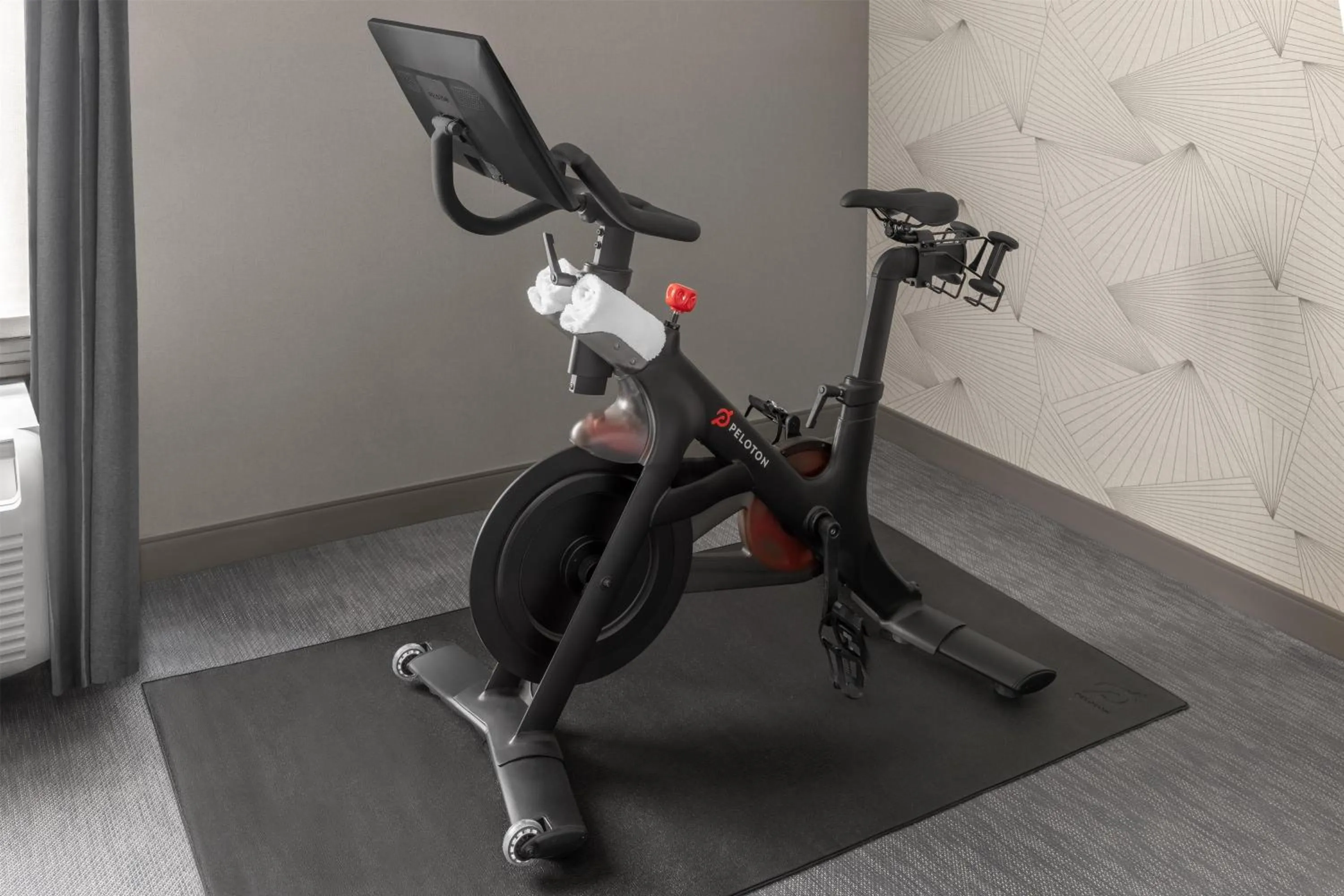 Photo of the whole room in DoubleTree by Hilton Dayton Fairborn