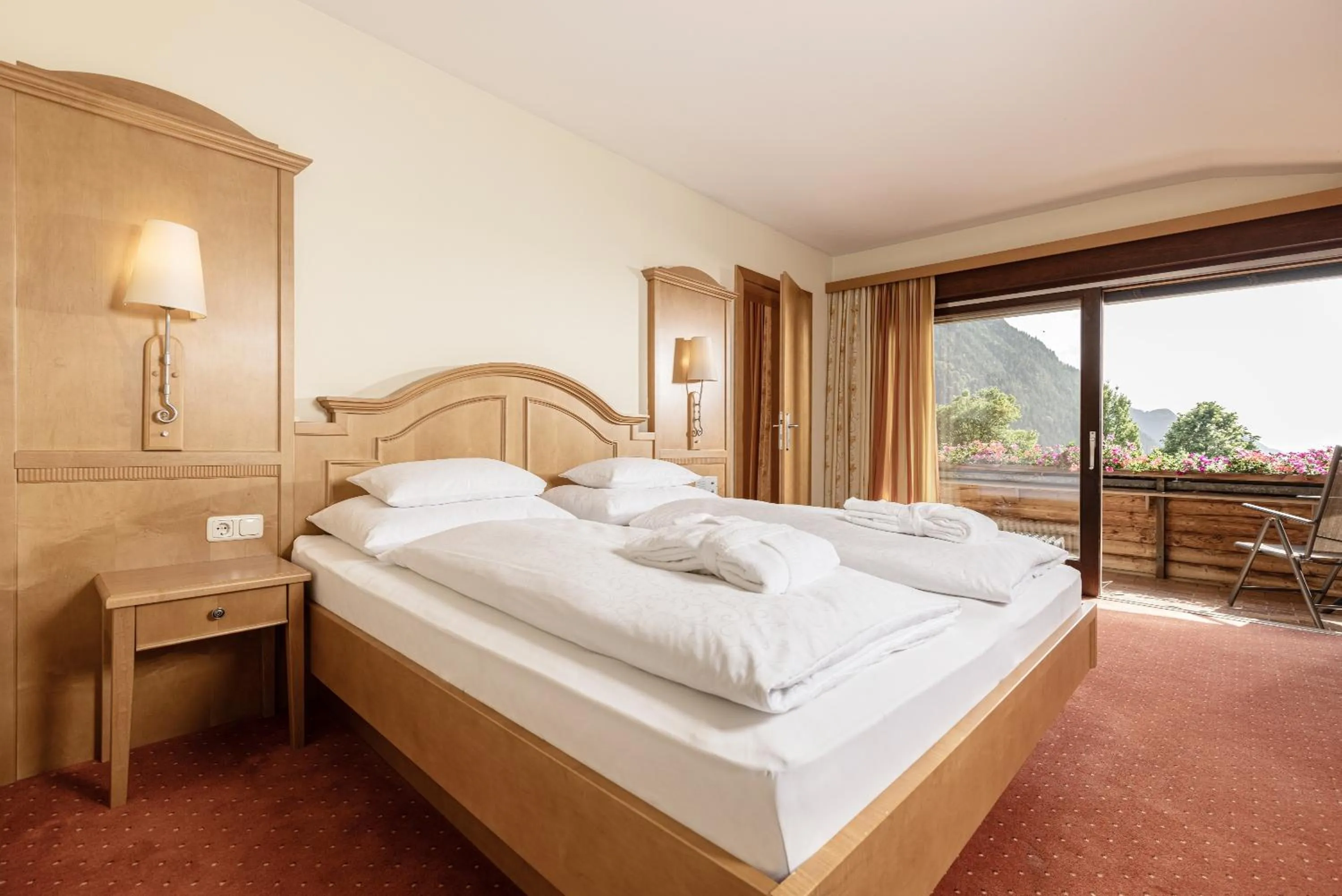 Bed in Hotel Pirchnerhof