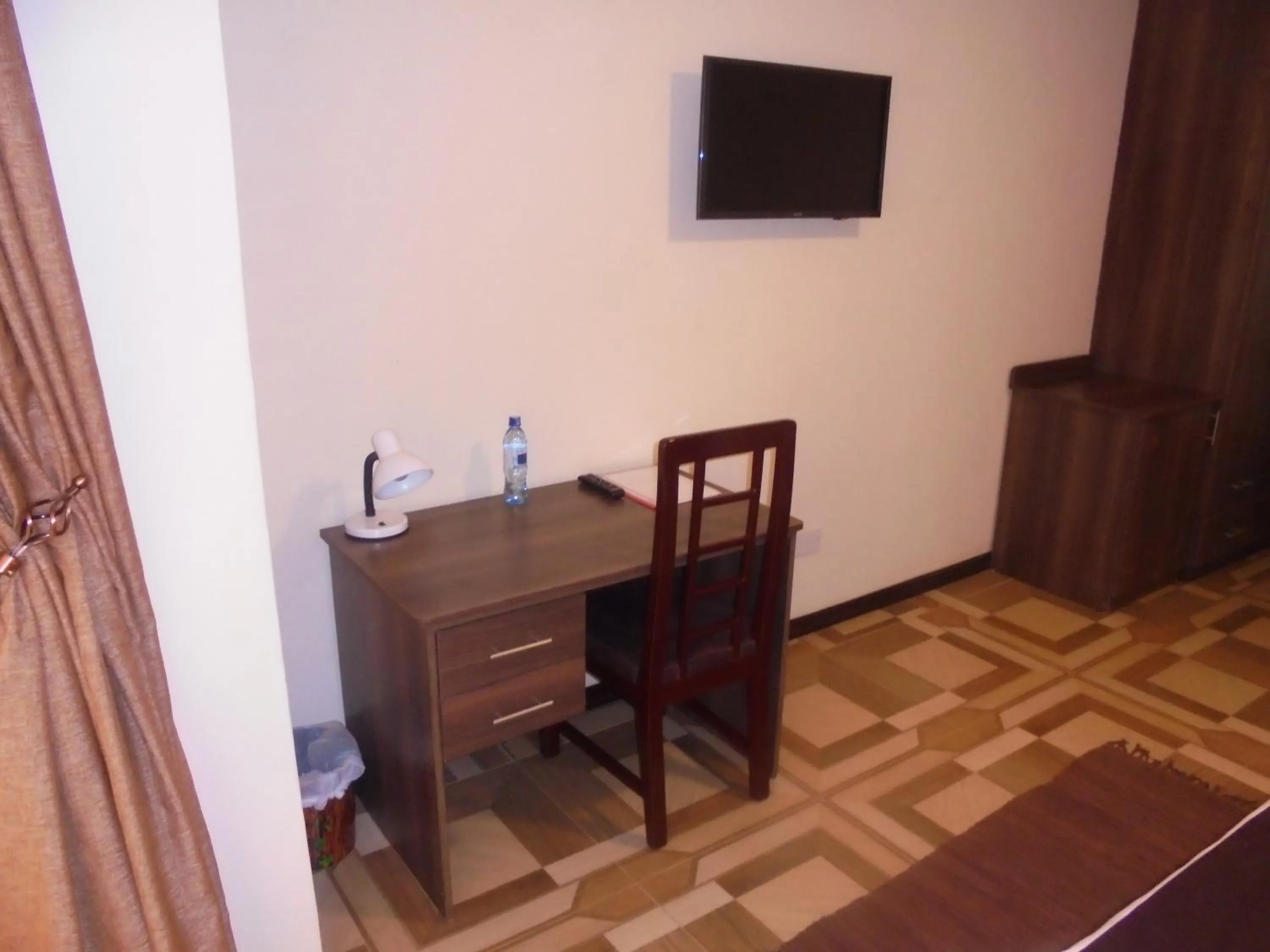 TV and multimedia in Villa Leone Boutique Hotel