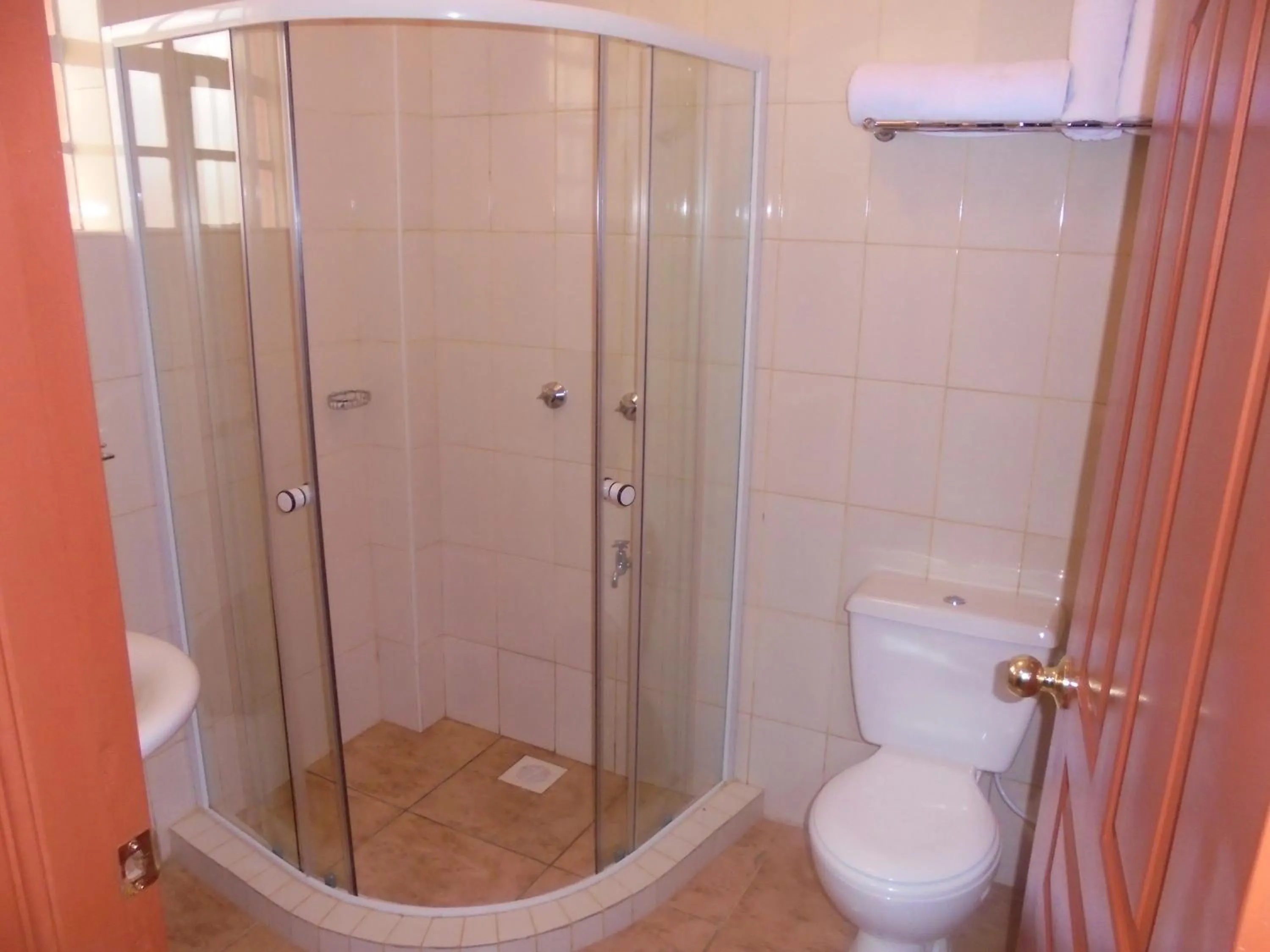 Shower in Villa Leone Boutique Hotel