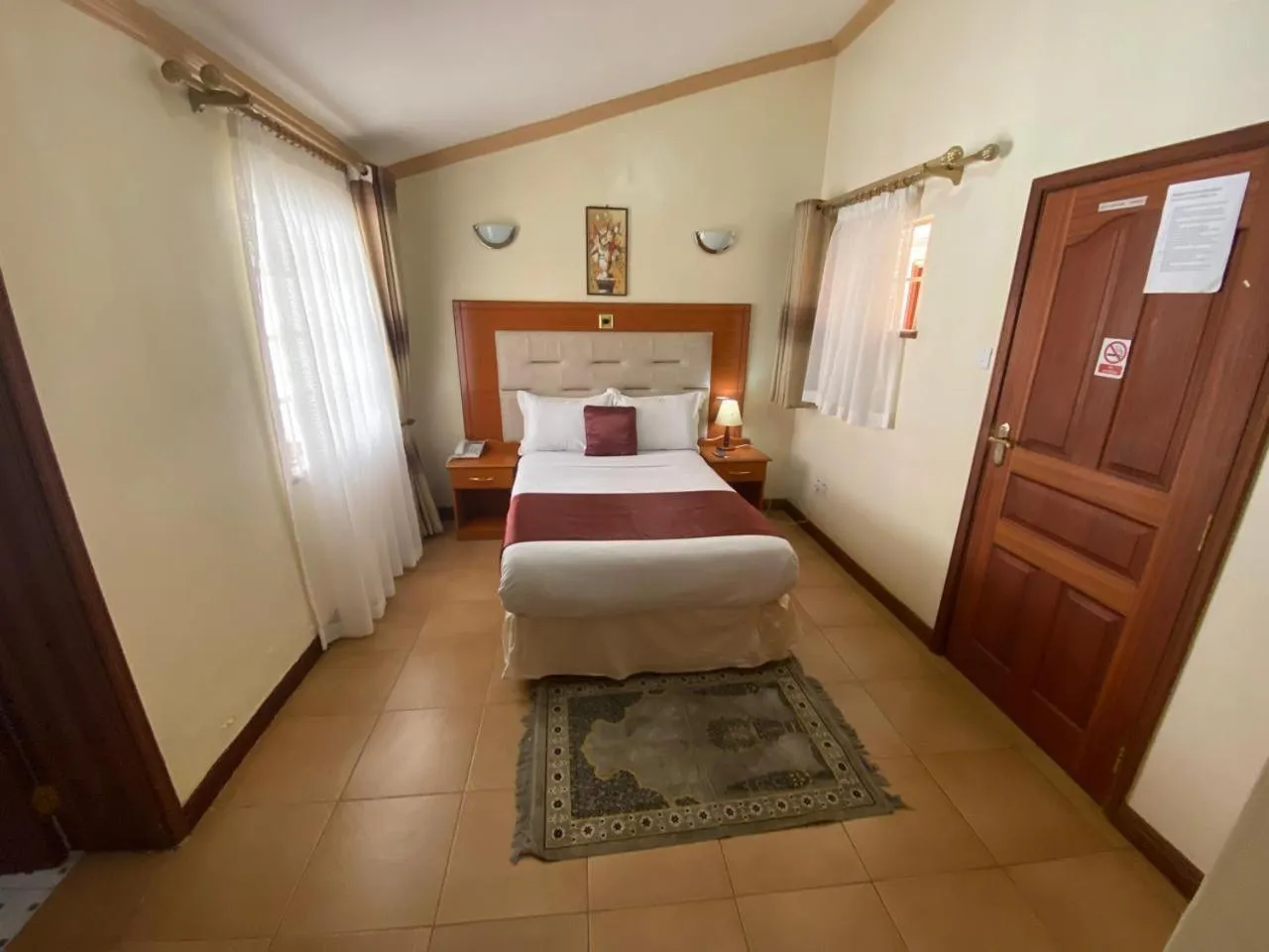 Photo of the whole room, Bed in Villa Leone Boutique Hotel
