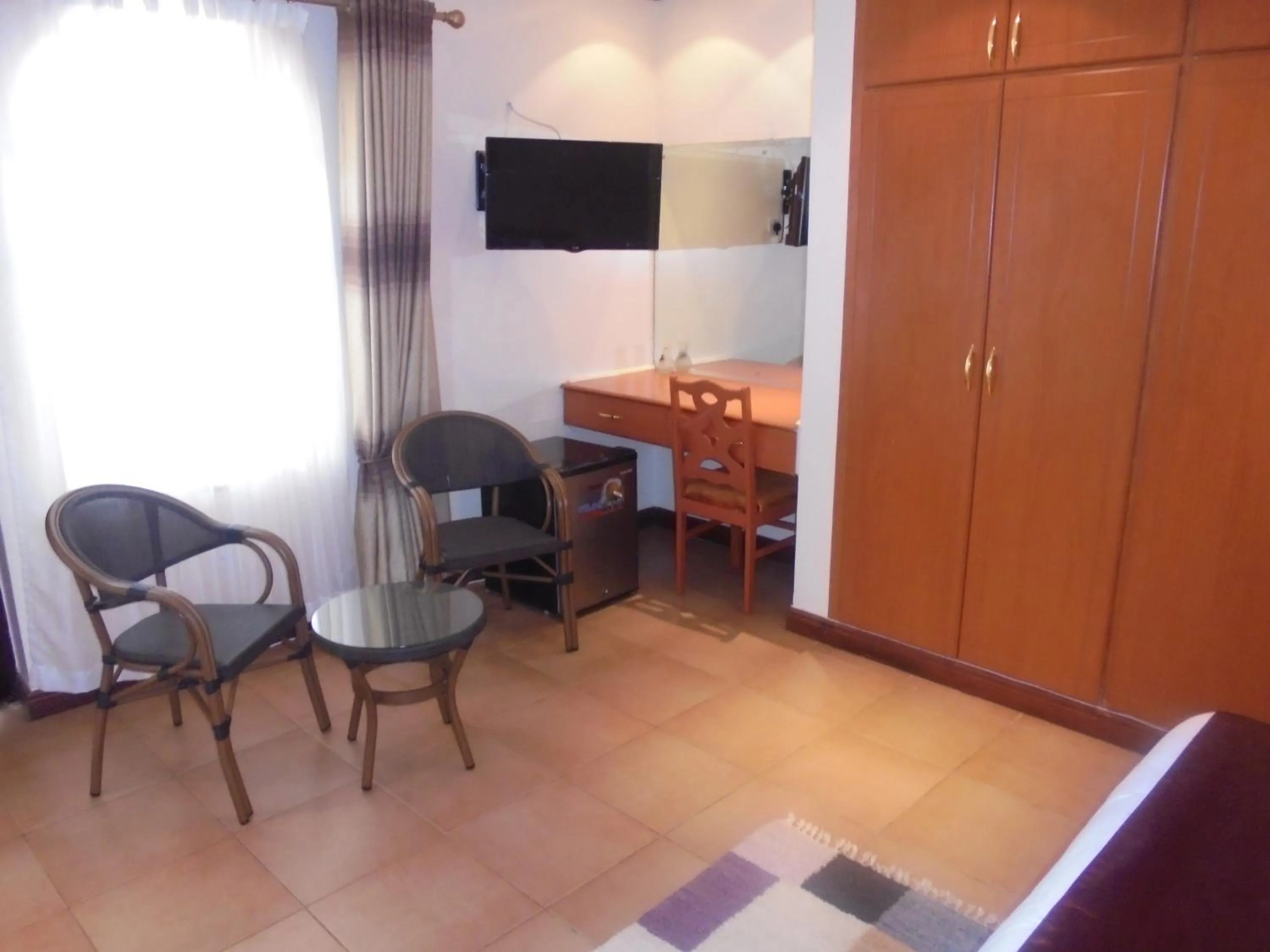 TV and multimedia in Villa Leone Boutique Hotel