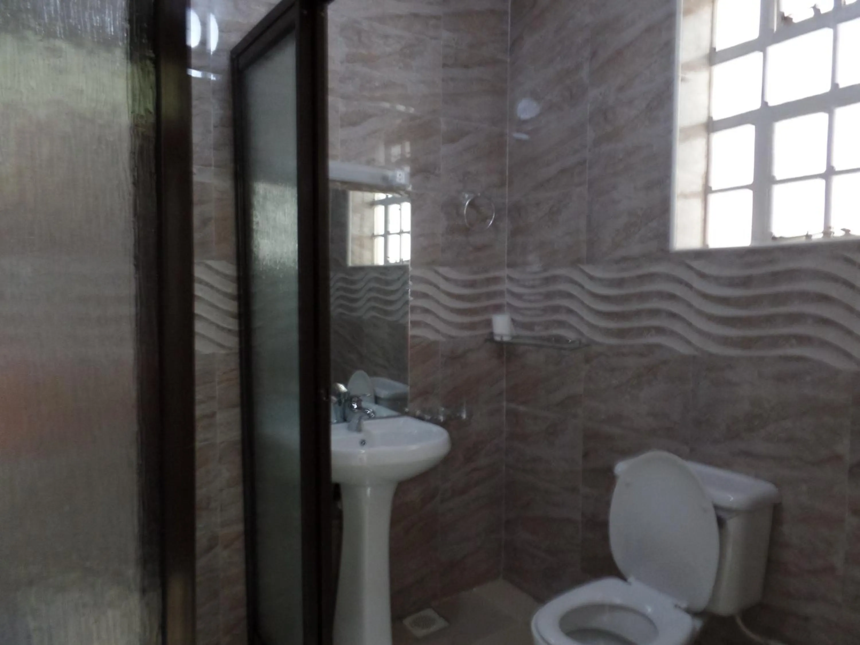 Bathroom in Villa Leone Boutique Hotel