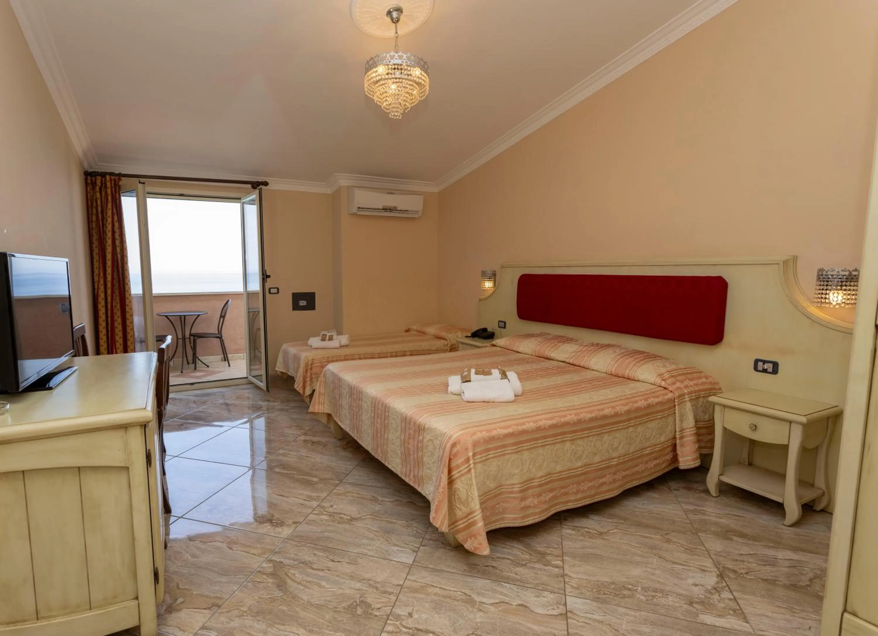 Bed in Hotel Terrazzo Sul Mare