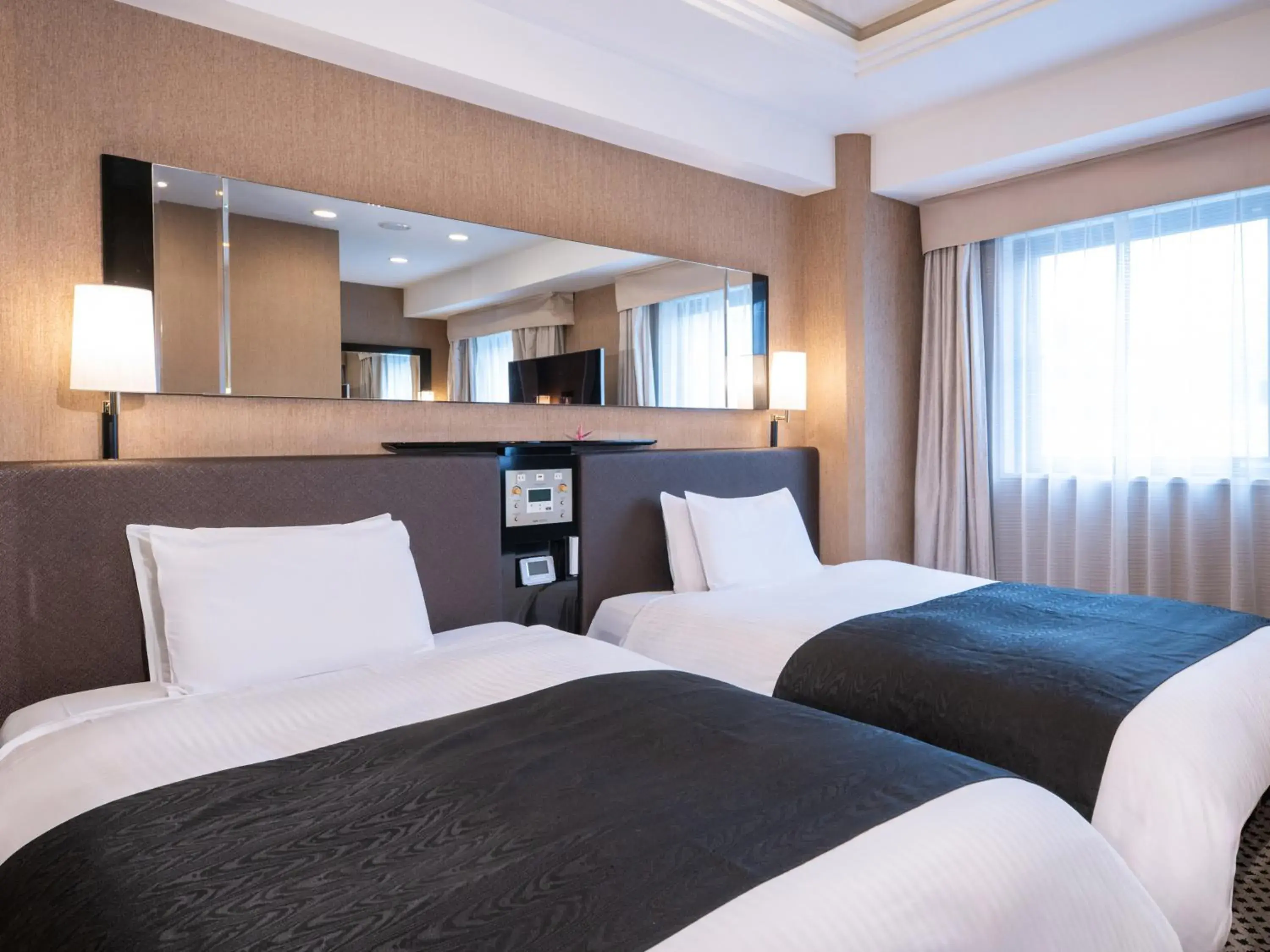 Twin Room - Non-Smoking in APA Hotel Ginza Shintomicho Ekimae Kita Twin Room - Non-Smoking in APA Hotel Ginza Shintomicho Ekimae Kita