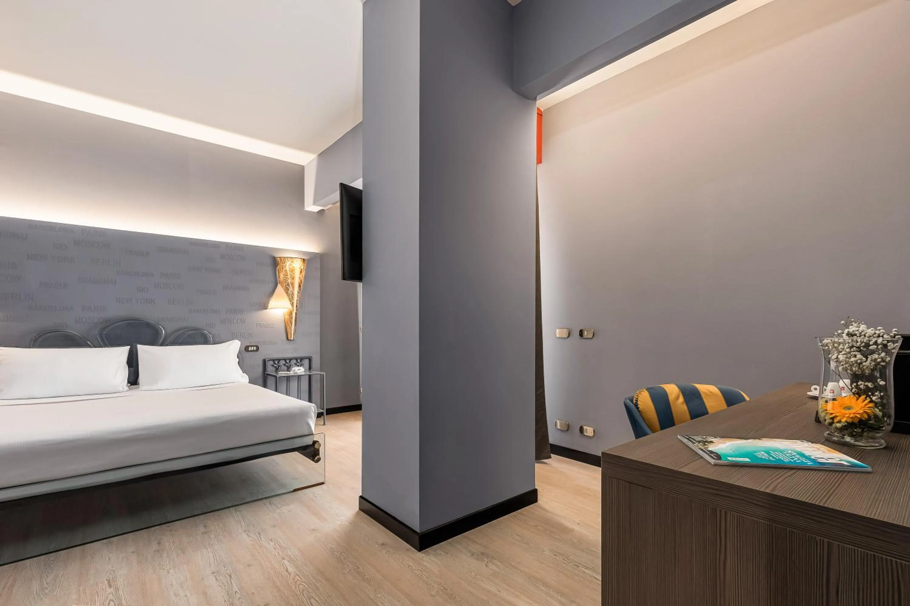 Bed in City Style Hotel Reggio Emilia