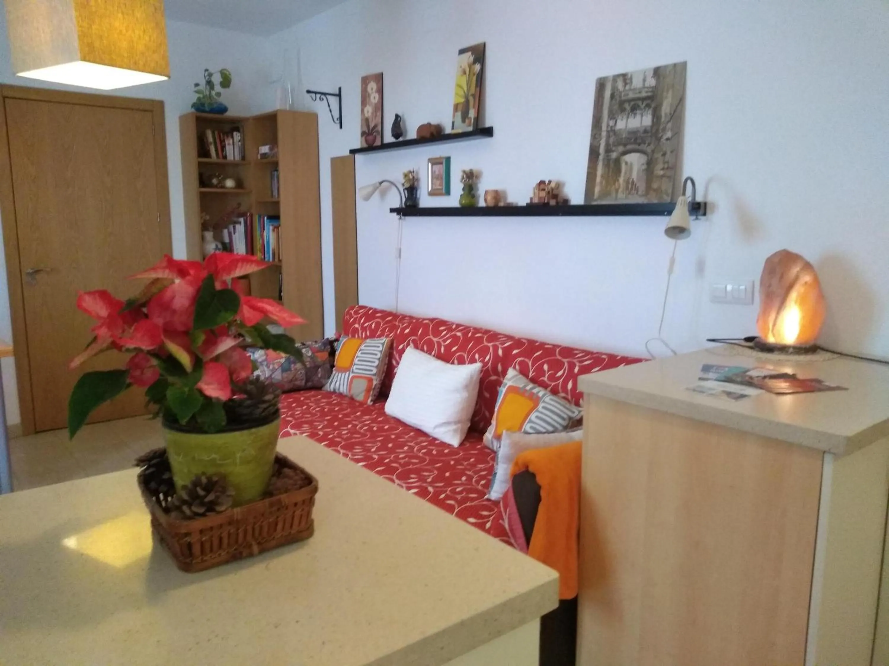 Communal lounge/ TV room in Apartamento San Agustín