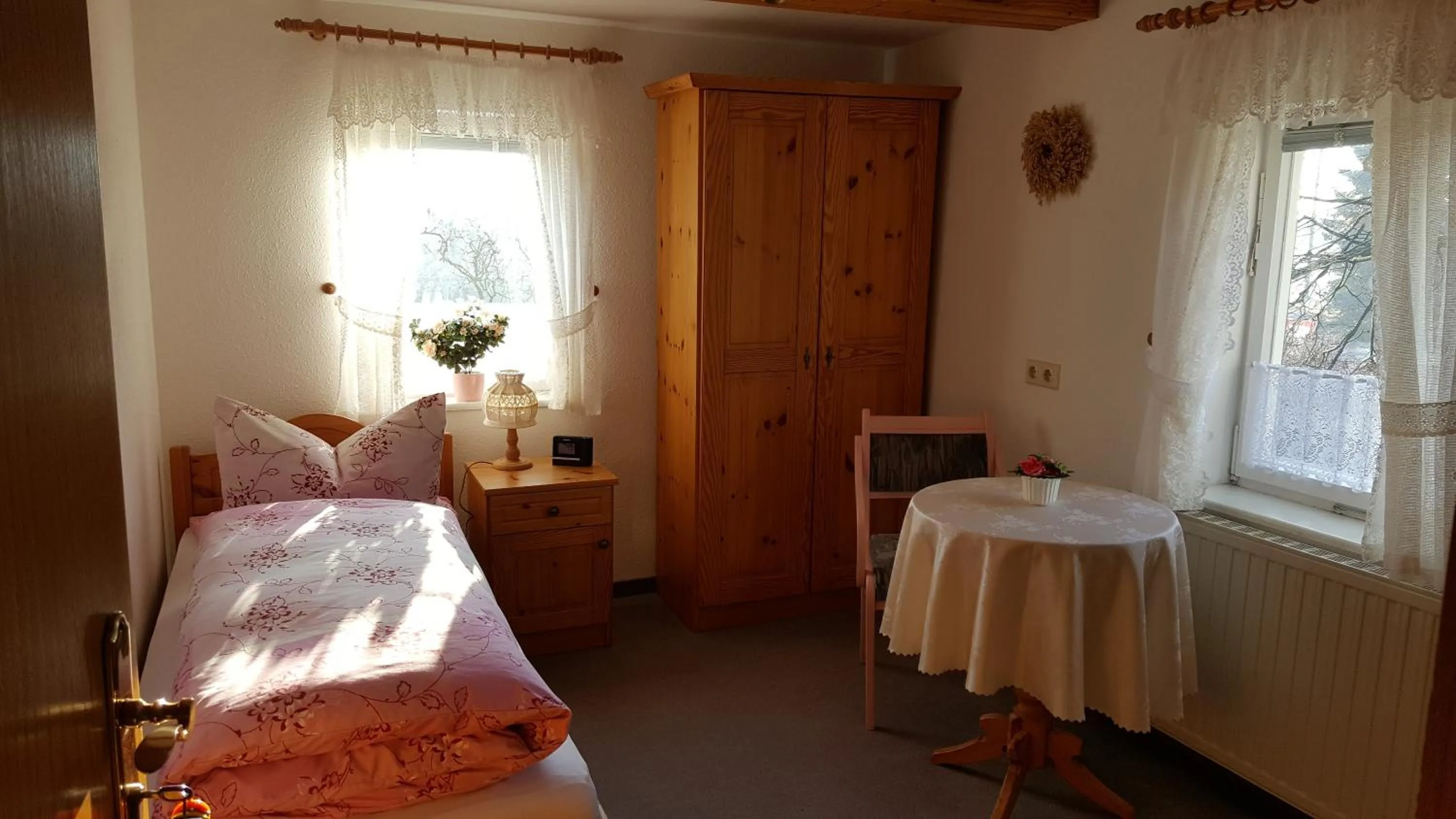 Decorative detail, Bed in Jägerheim Löbsal