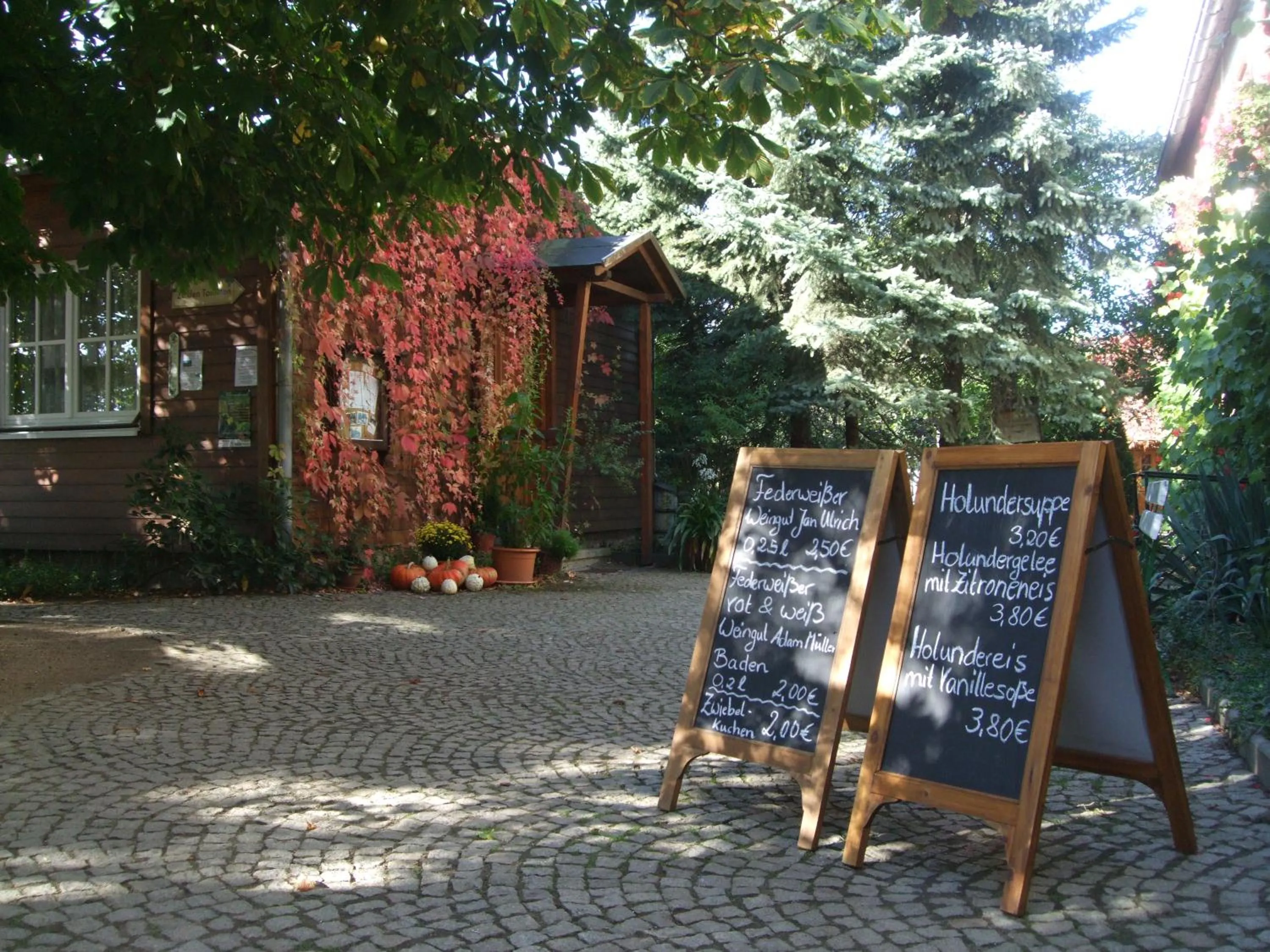 Facade/entrance in Jägerheim Löbsal
