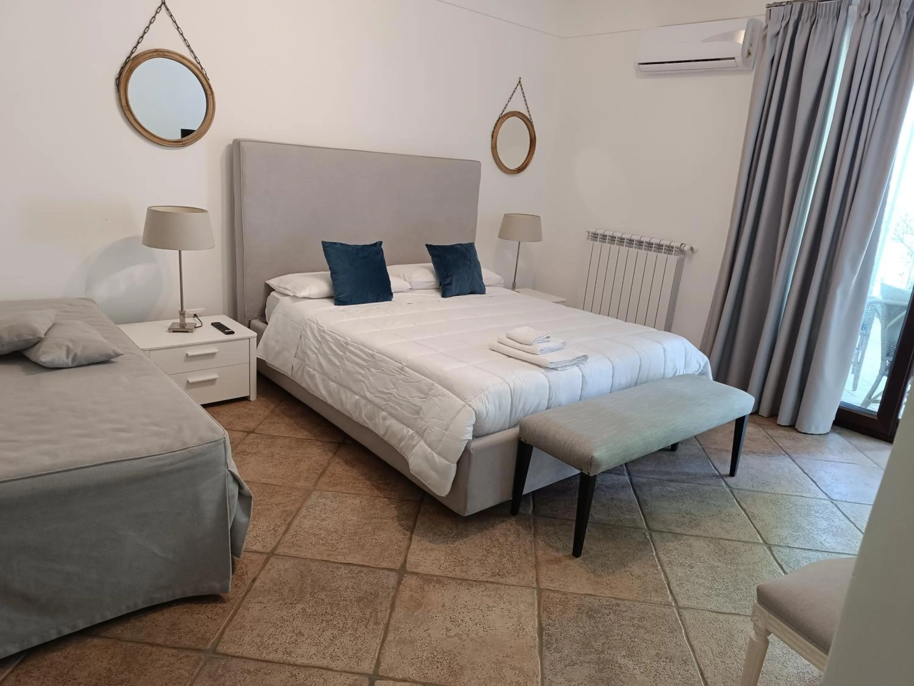 Photo of the whole room, Bed in B & B Villa Flora