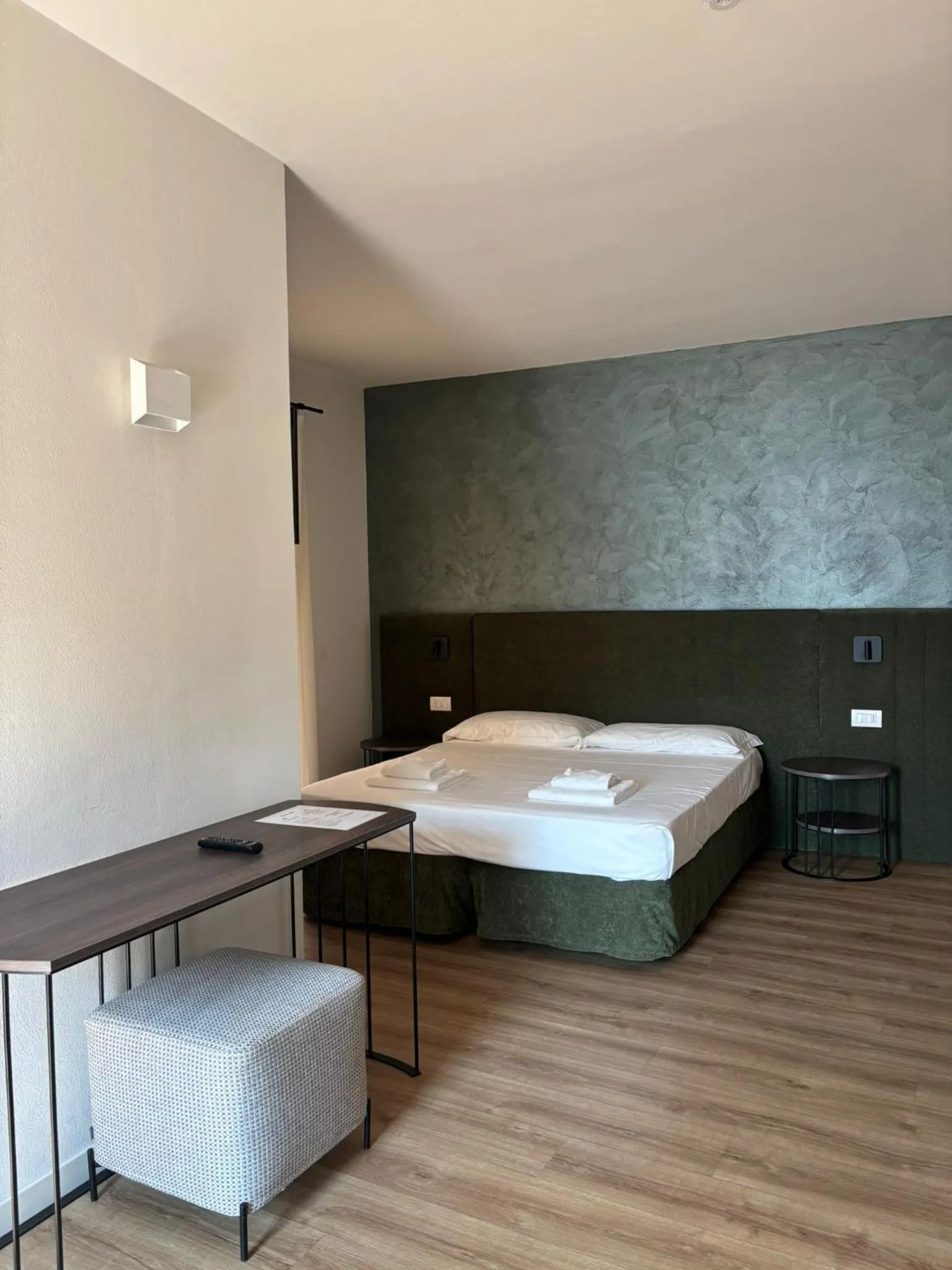 Bedroom, Bed in Hotel Pai