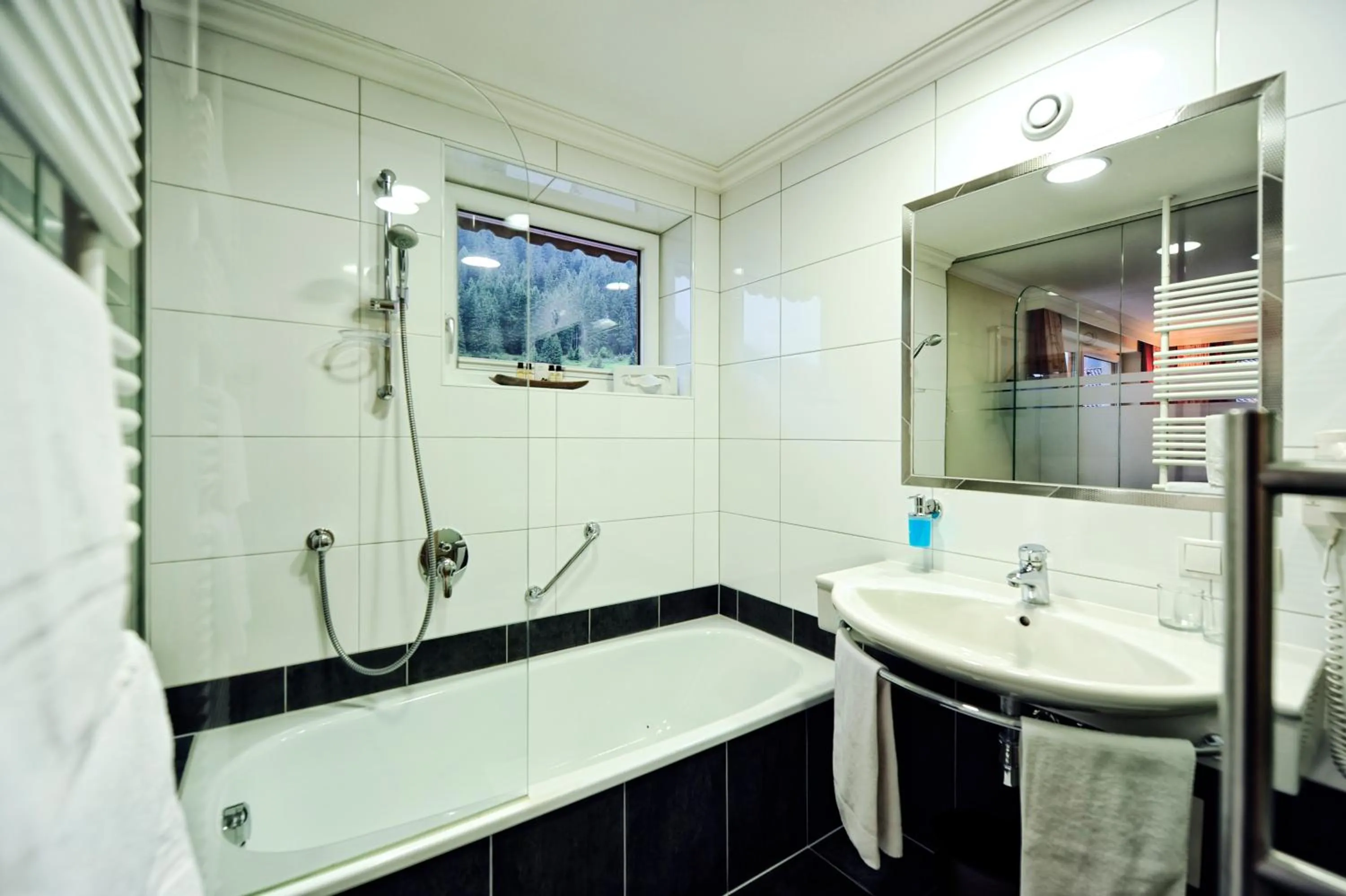 Bathroom in Alpenhof Pitztal