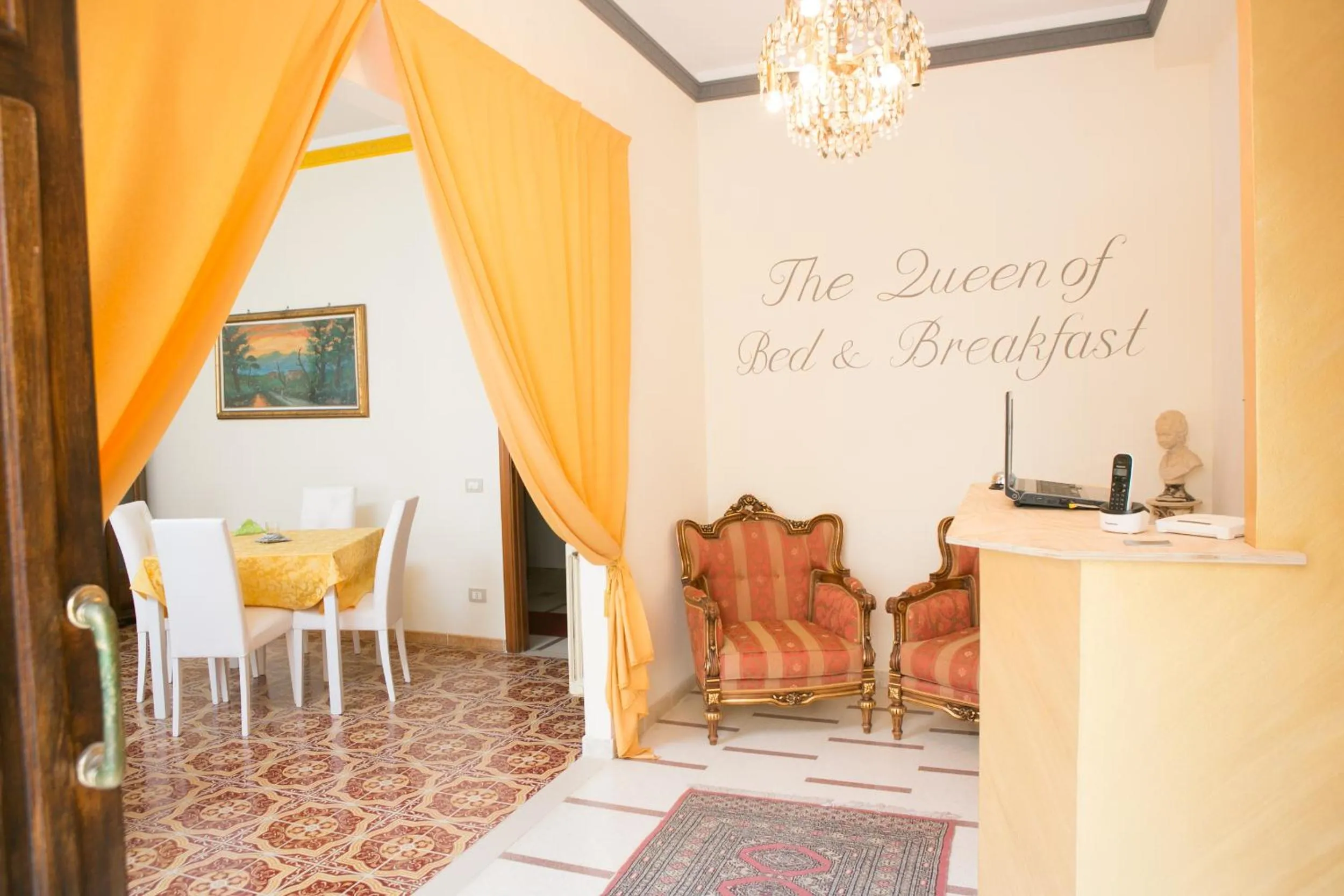 Lobby or reception in B&B The Queen