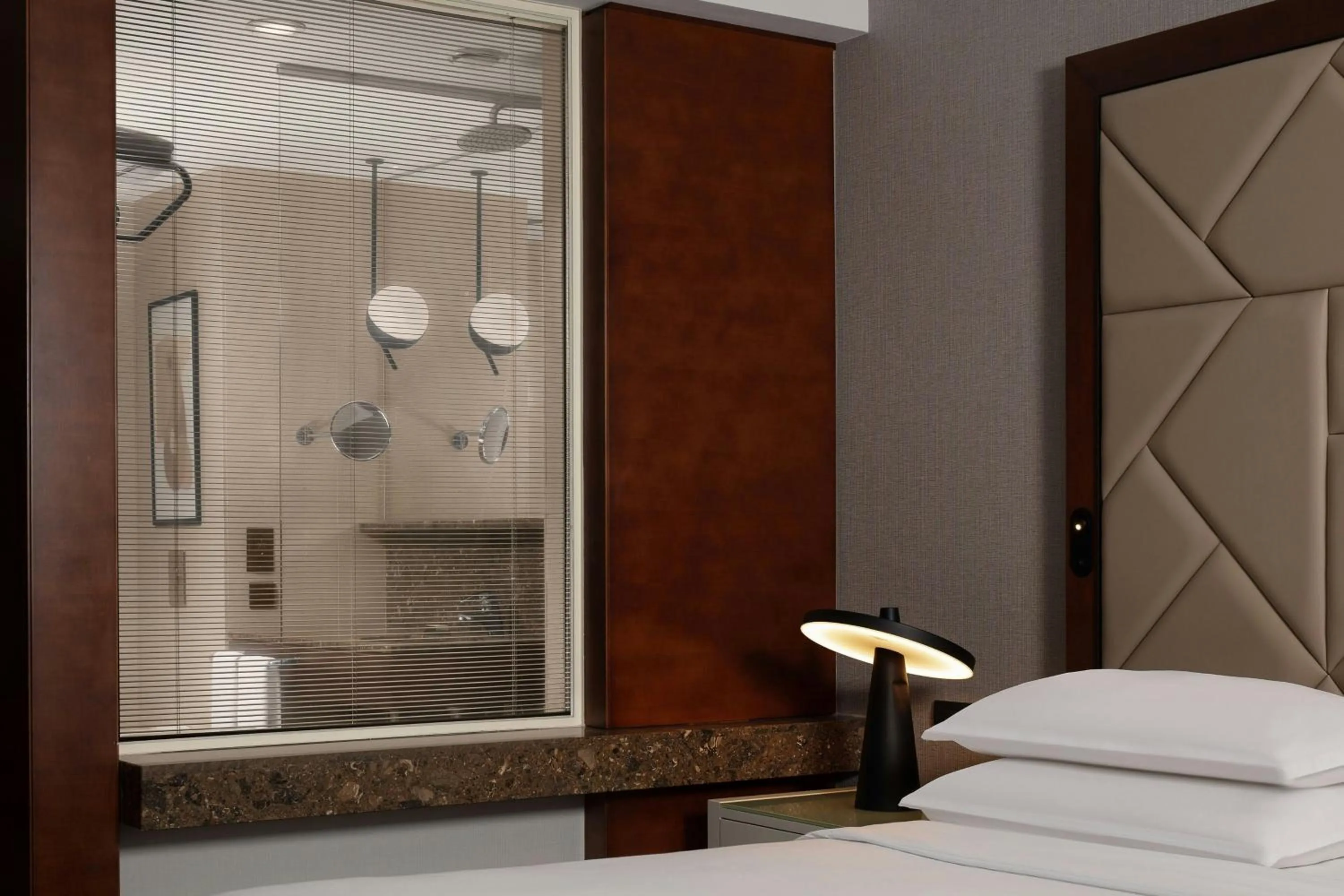 Photo of the whole room, Bed in Sheraton Istanbul Levent