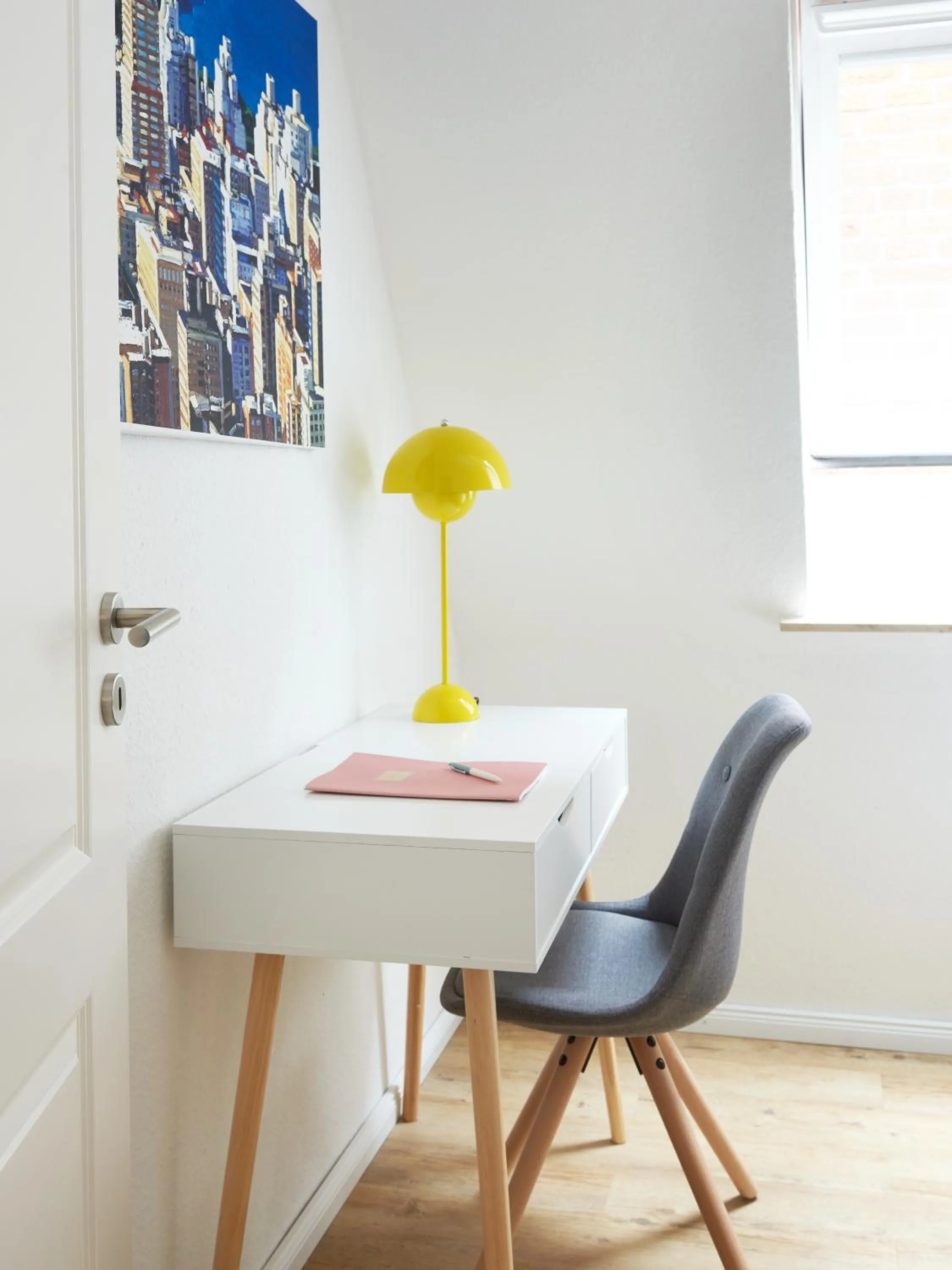 Bedroom in Five Rooms