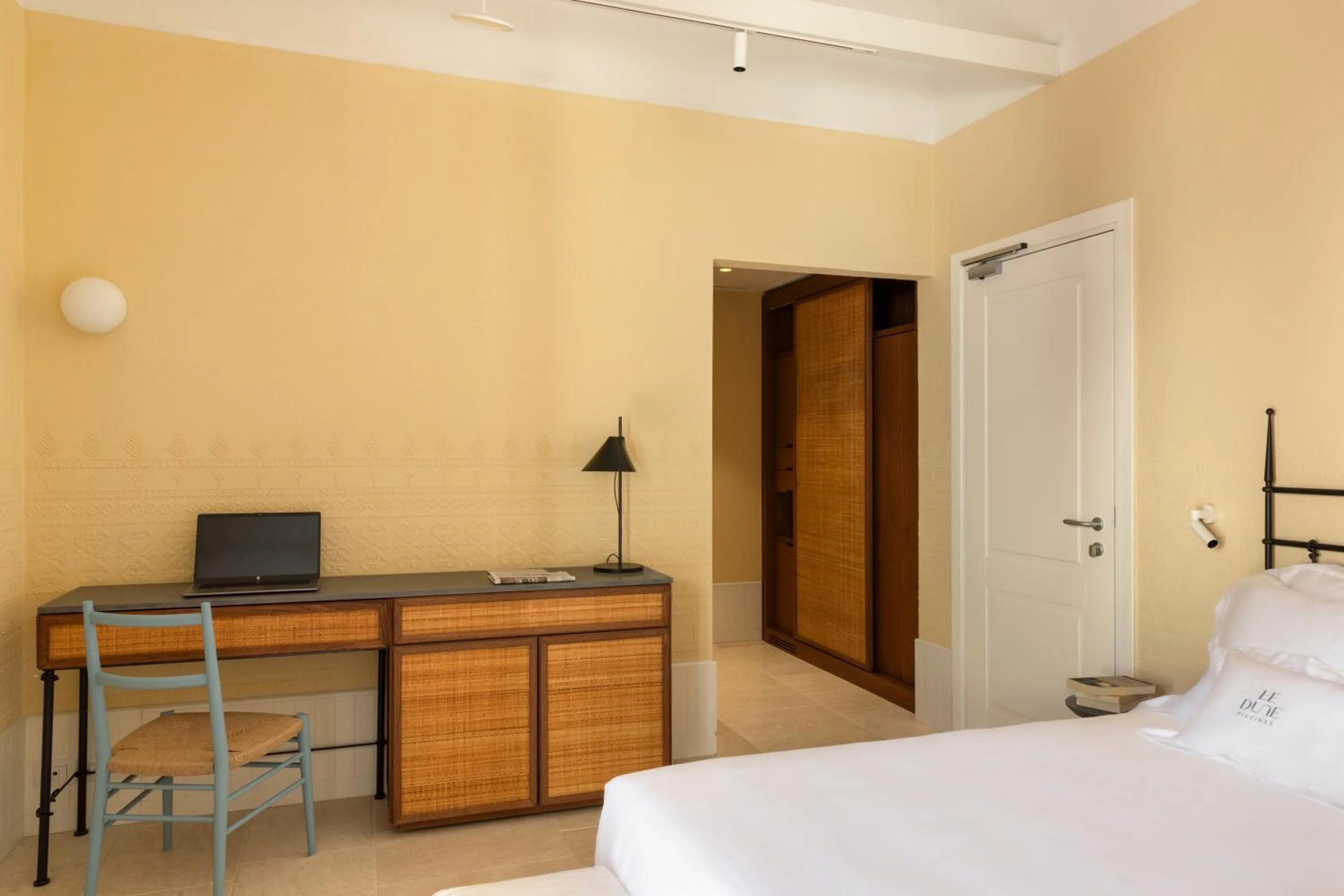 Bed in Hotel Le Dune Piscinas