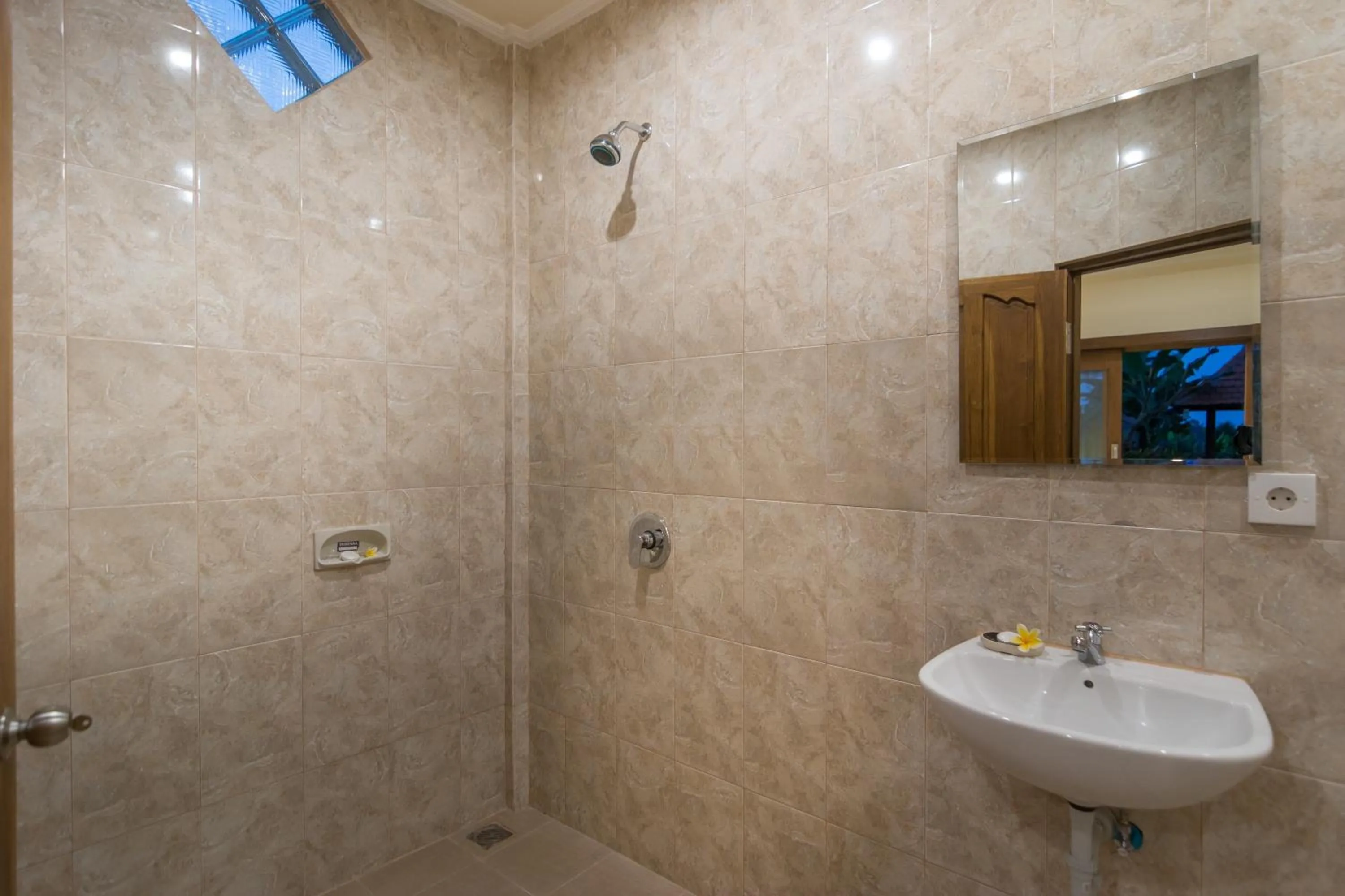 Bathroom in Umah Dangin Guest House