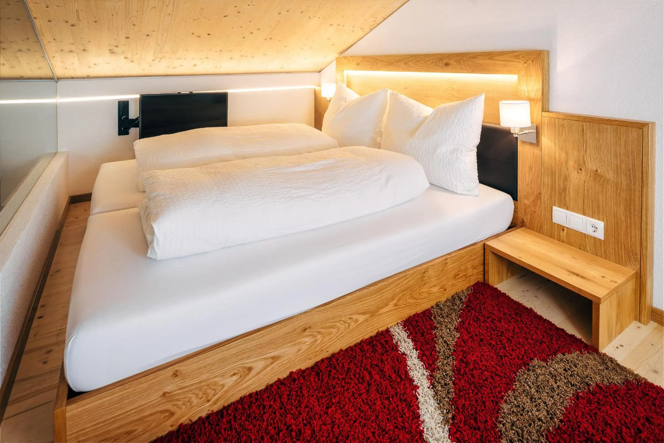 Bedroom, Bed in Nowders Apartments