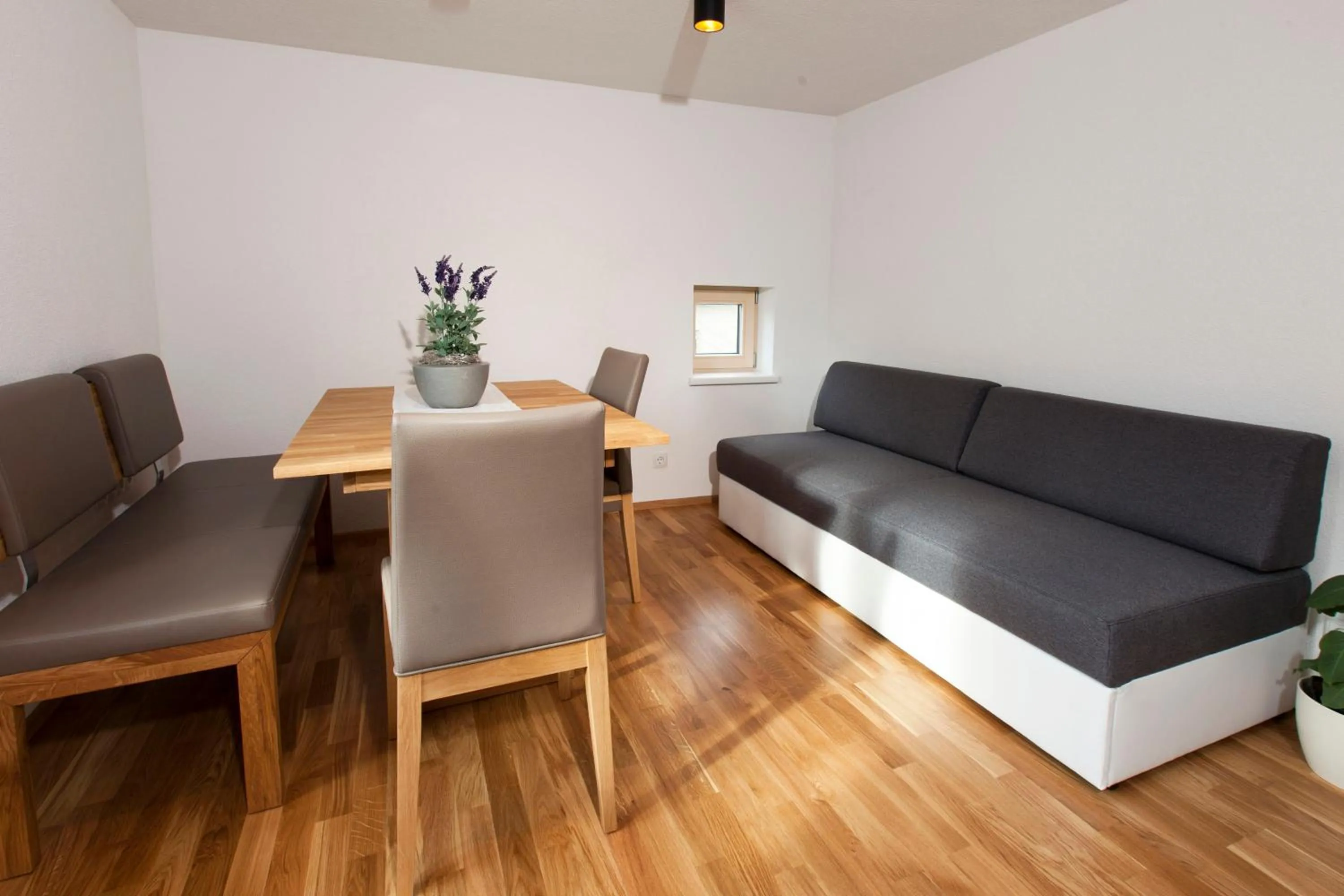 Seating area in Nowders Apartments