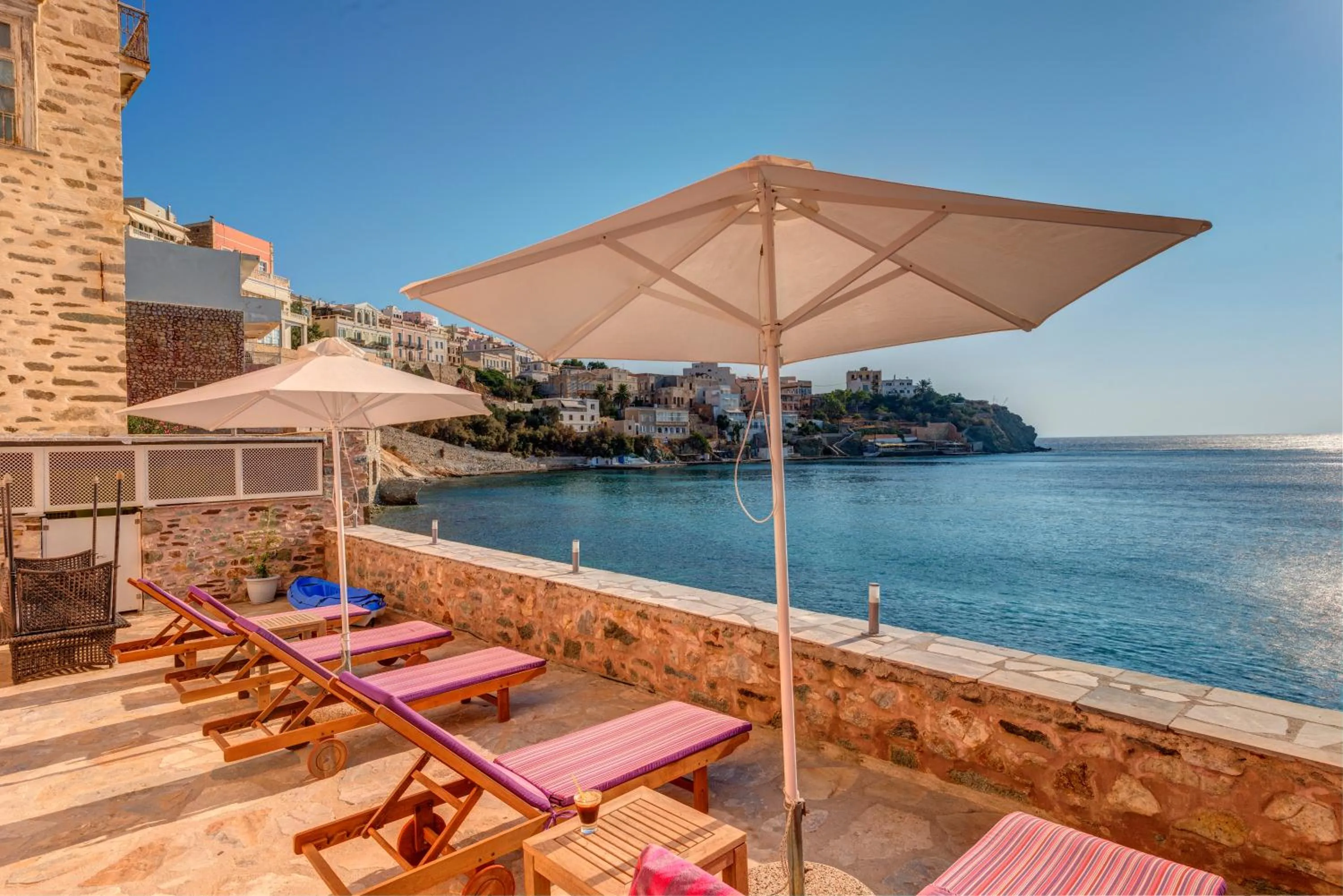 Beach in Apollonion Palace