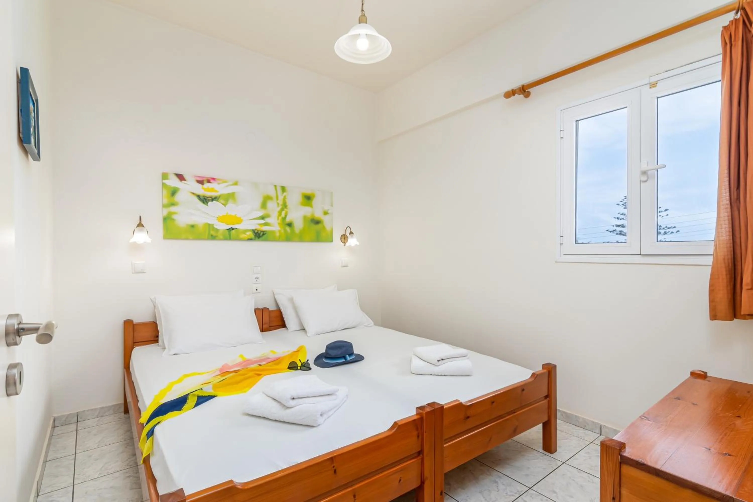 Photo of the whole room, Bed in Mylos Apartments Anissaras