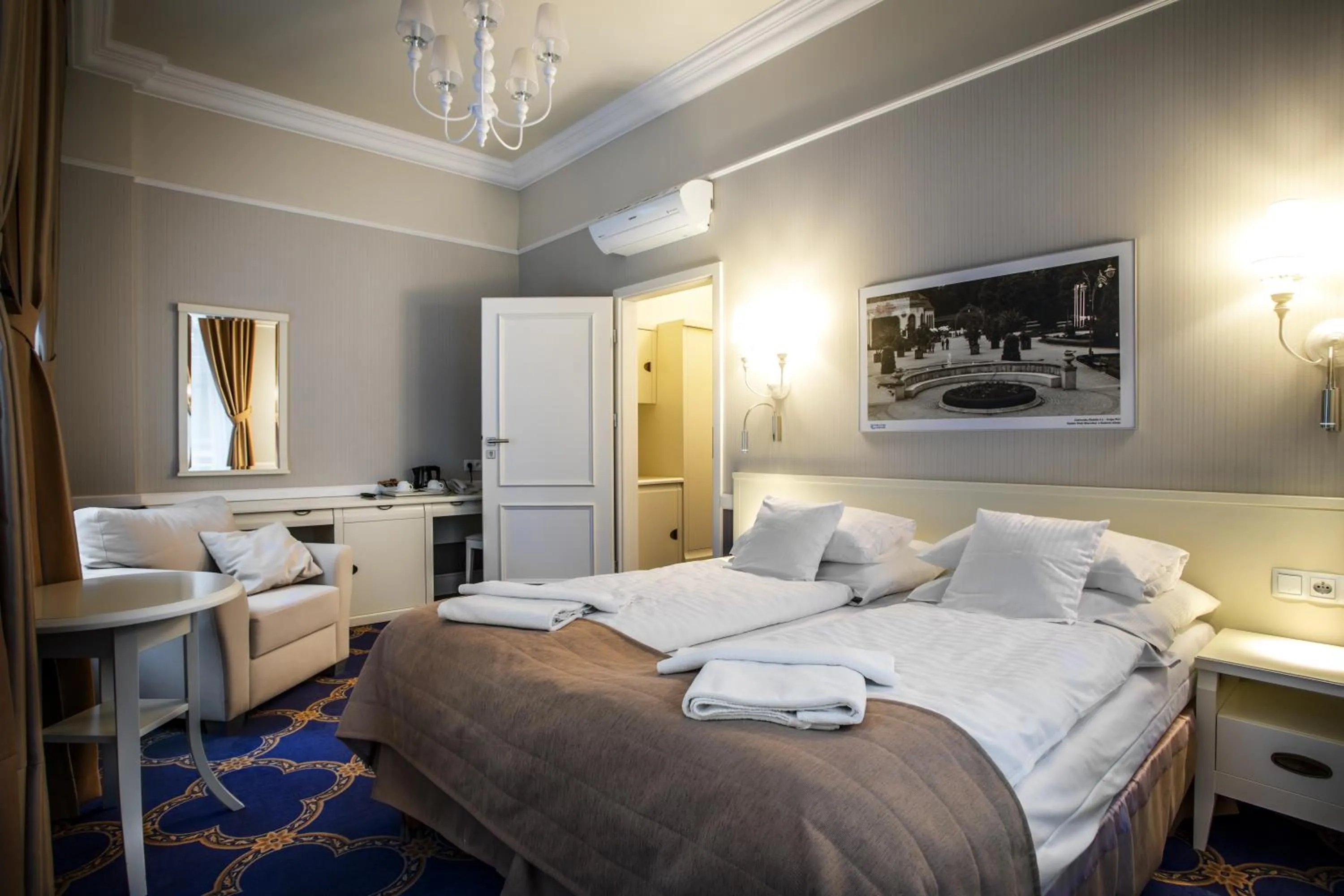 Photo of the whole room, Bed in Willa Mała Pieniawa