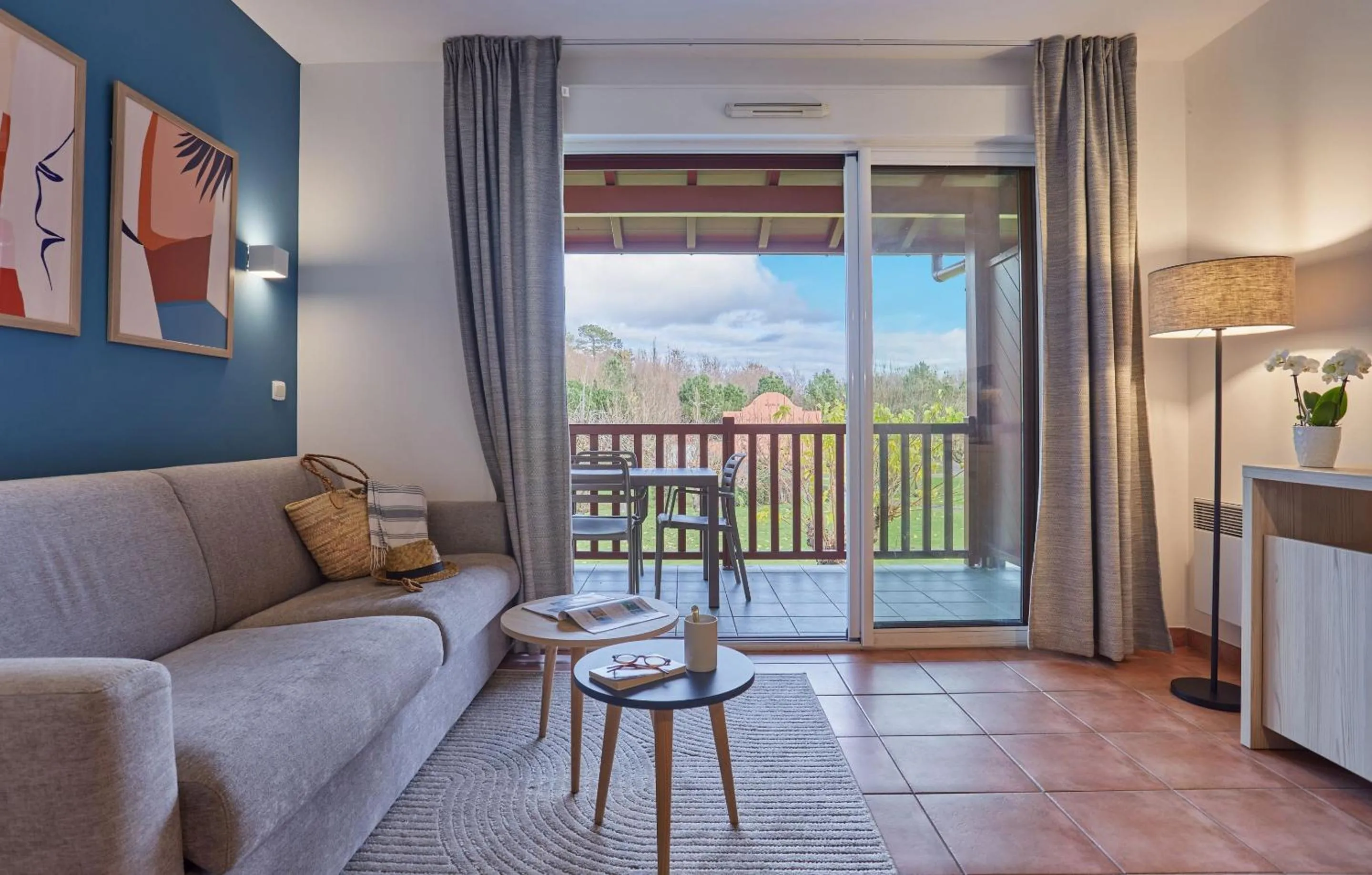 Seating area in Résidence Odalys Domaine Iratzia