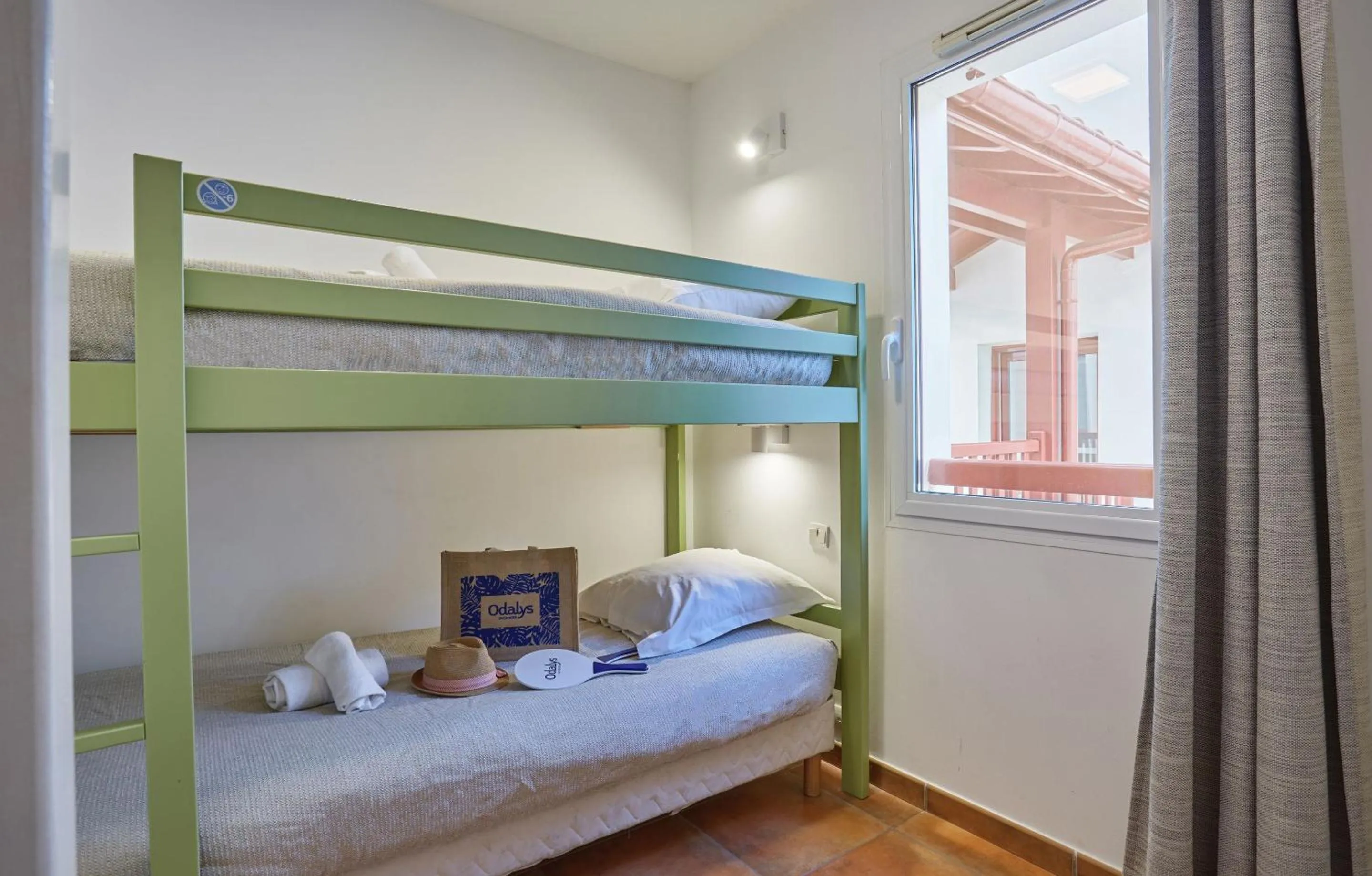 bunk bed, Bed in Résidence Odalys Domaine Iratzia
