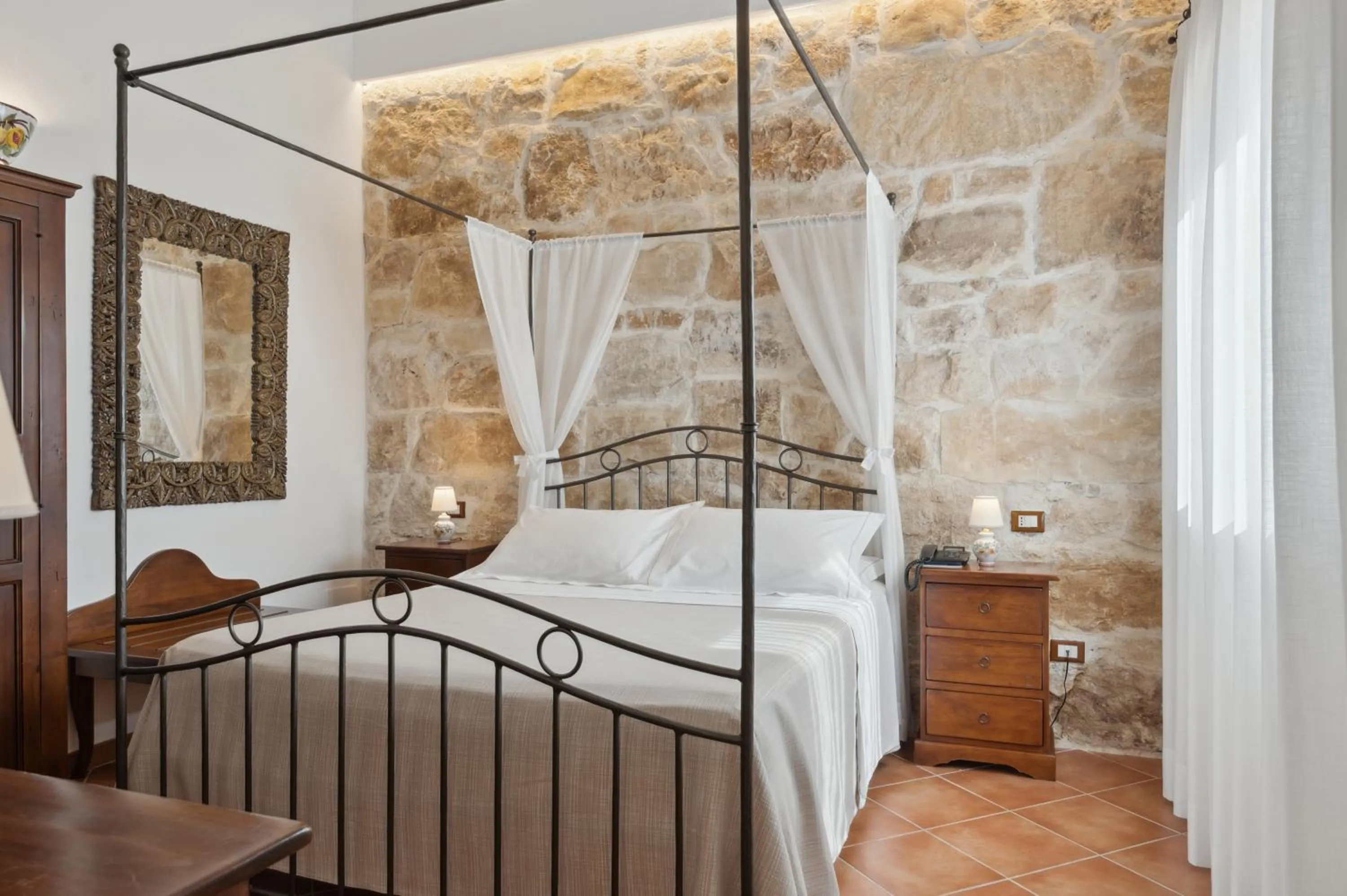 Bedroom, Bed in Hotel La Corte Del Sole