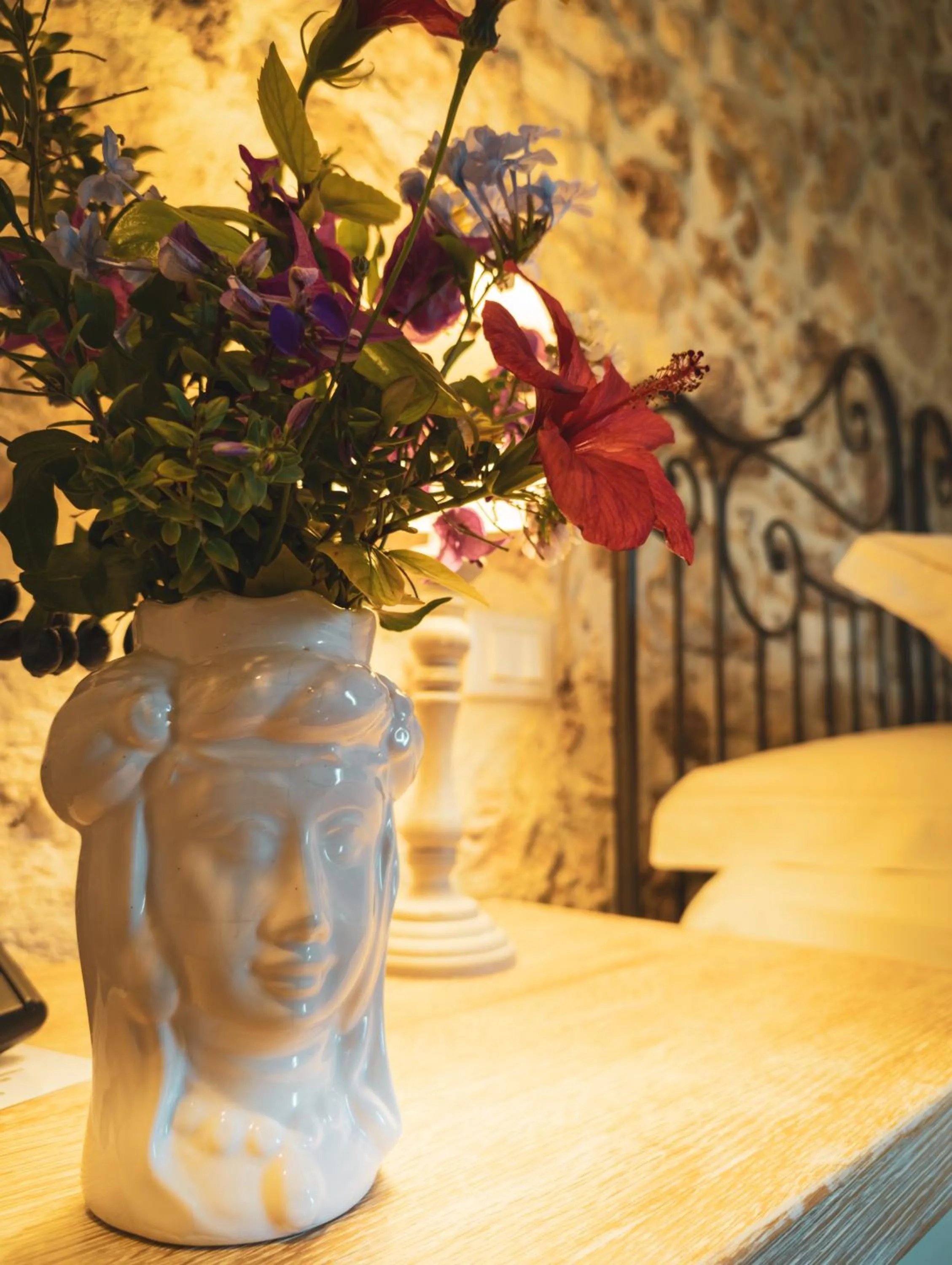 Decorative detail, Bed in Hotel La Corte Del Sole