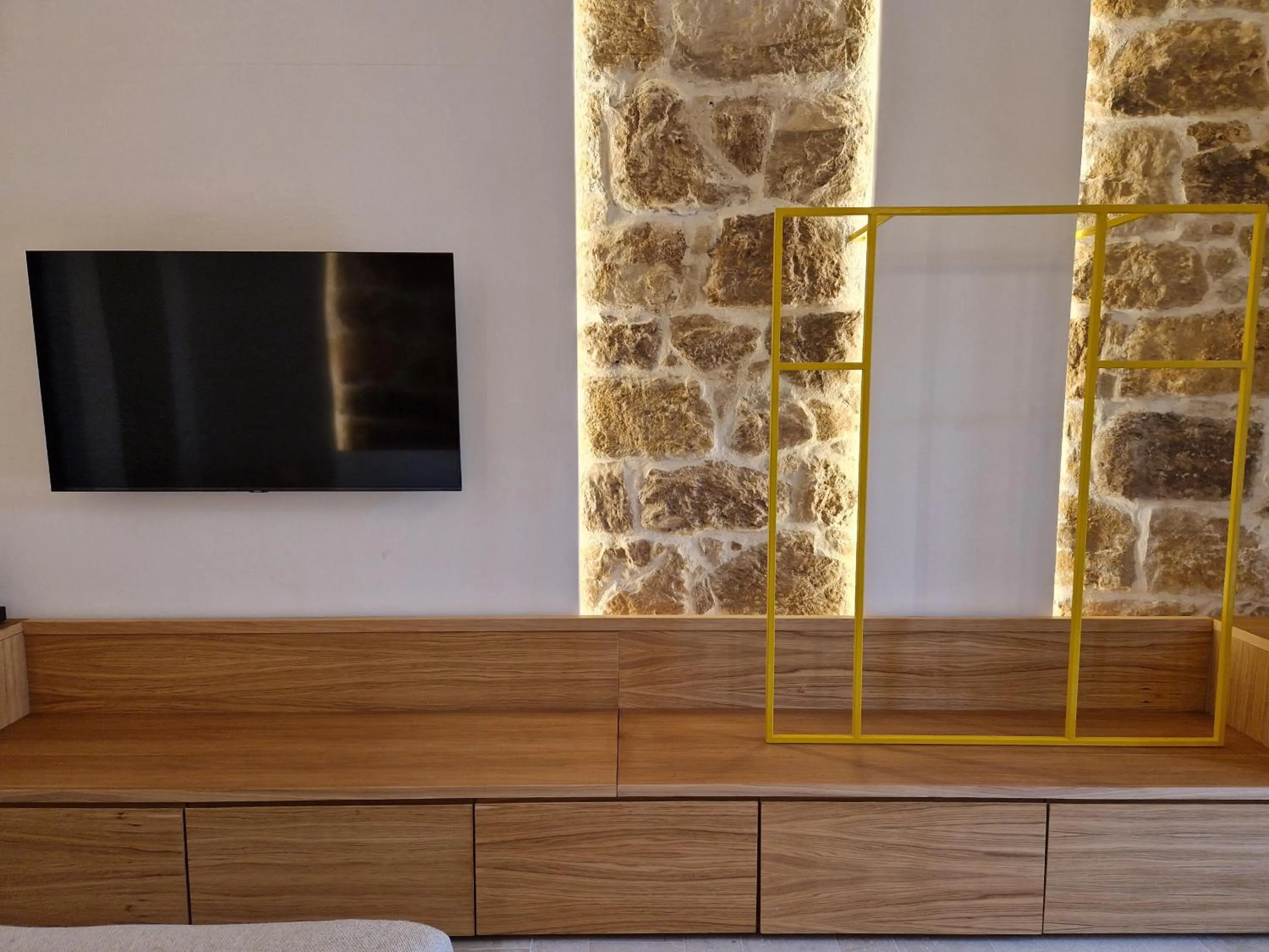 TV and multimedia in Hotel La Corte Del Sole