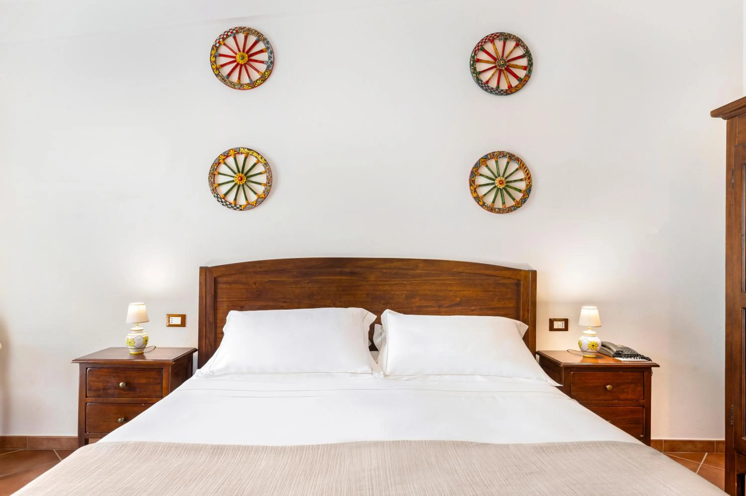 View (from property/room), Bed in Hotel La Corte Del Sole