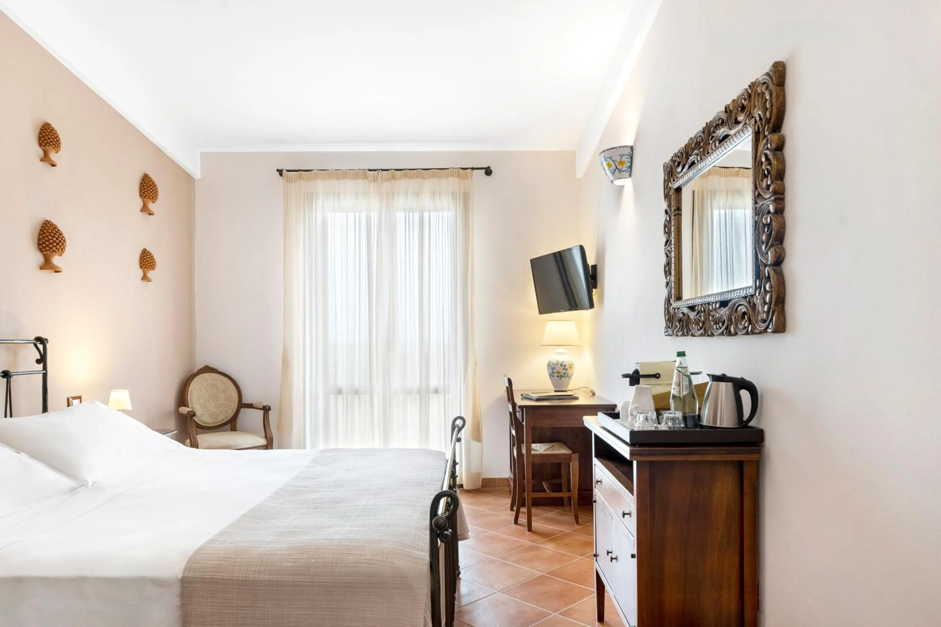 TV and multimedia, Bed in Hotel La Corte Del Sole