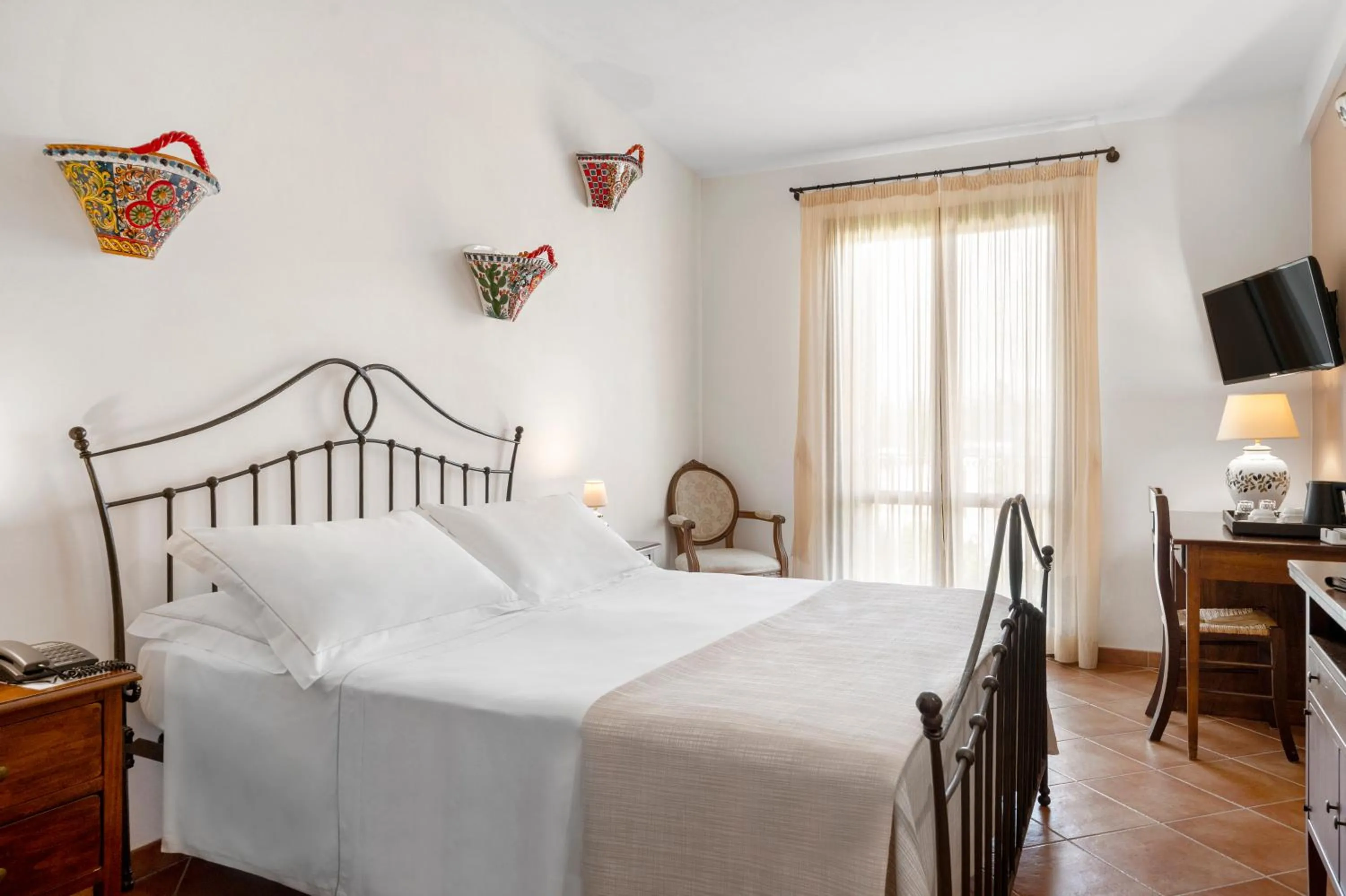 TV and multimedia, Bed in Hotel La Corte Del Sole