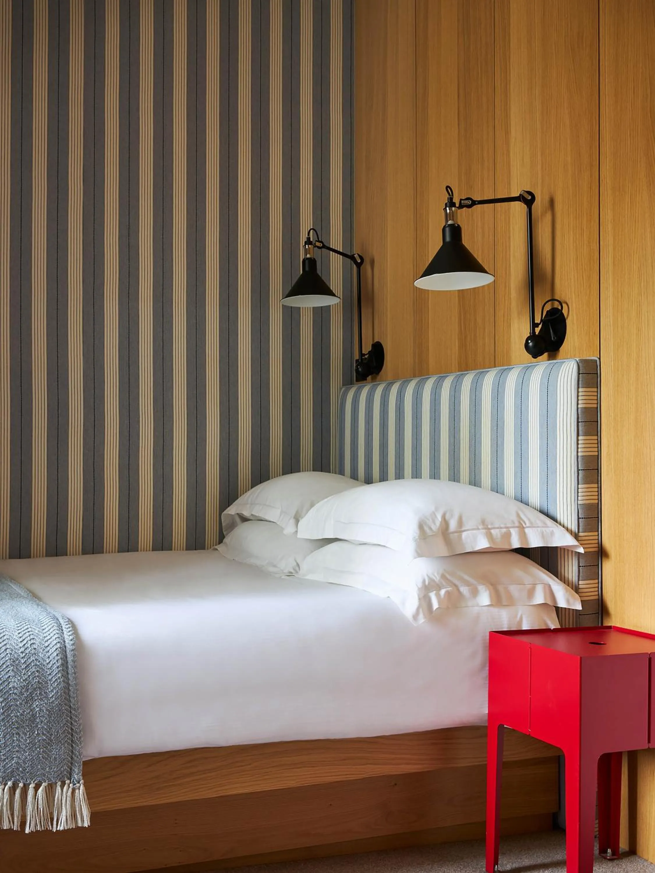 Bed in Le Grand Hotel des Bains & Spa - Bretagne